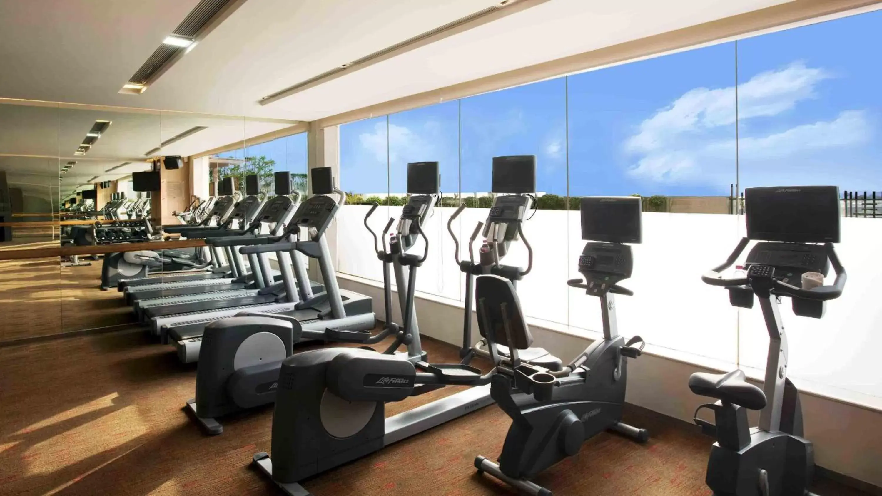 Spa and wellness centre/facilities, Fitness Center/Facilities in Holiday Inn New Delhi Mayur Vihar Noida, an IHG Hotel