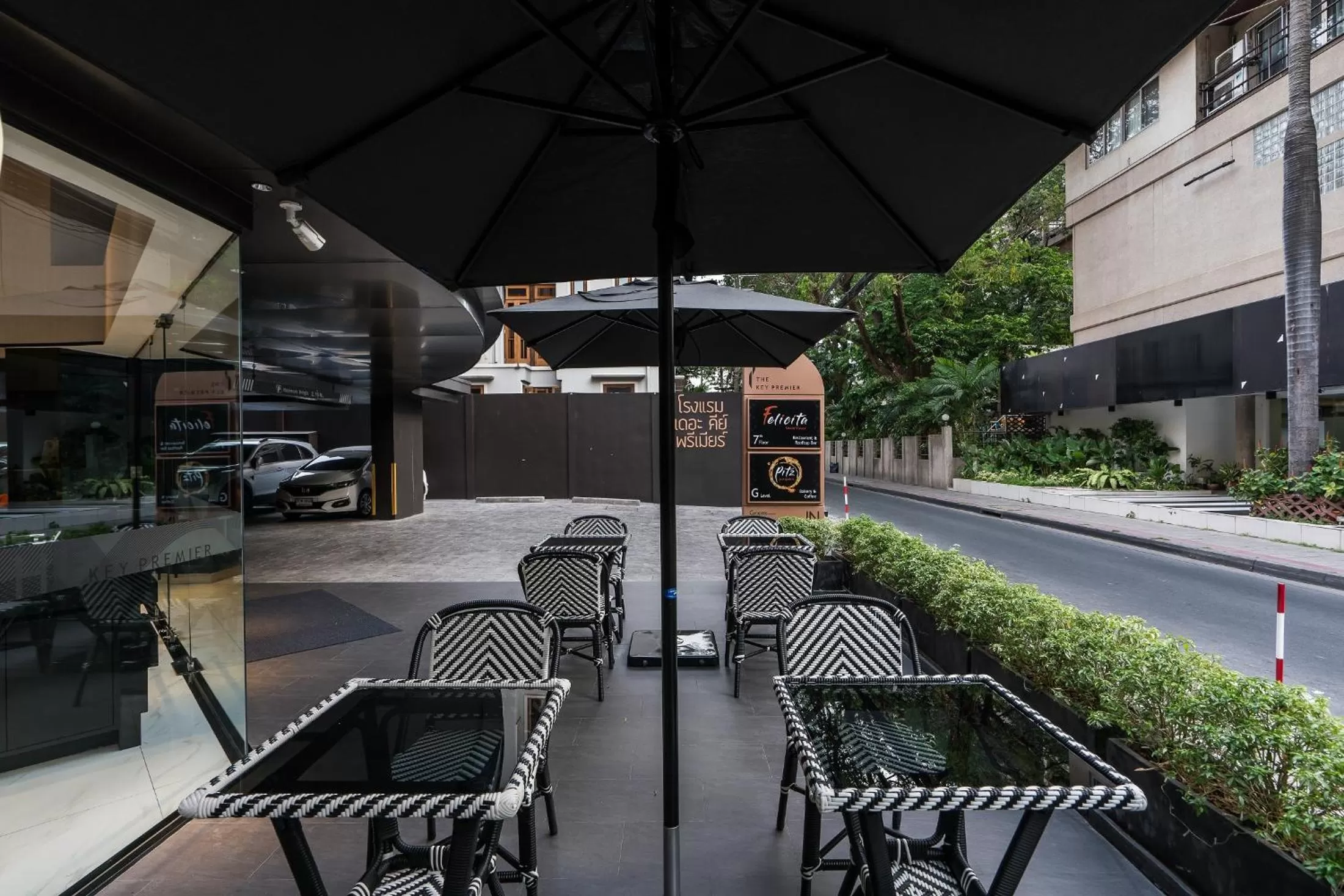 Patio in The Key Premier Hotel Sukhumvit Bangkok