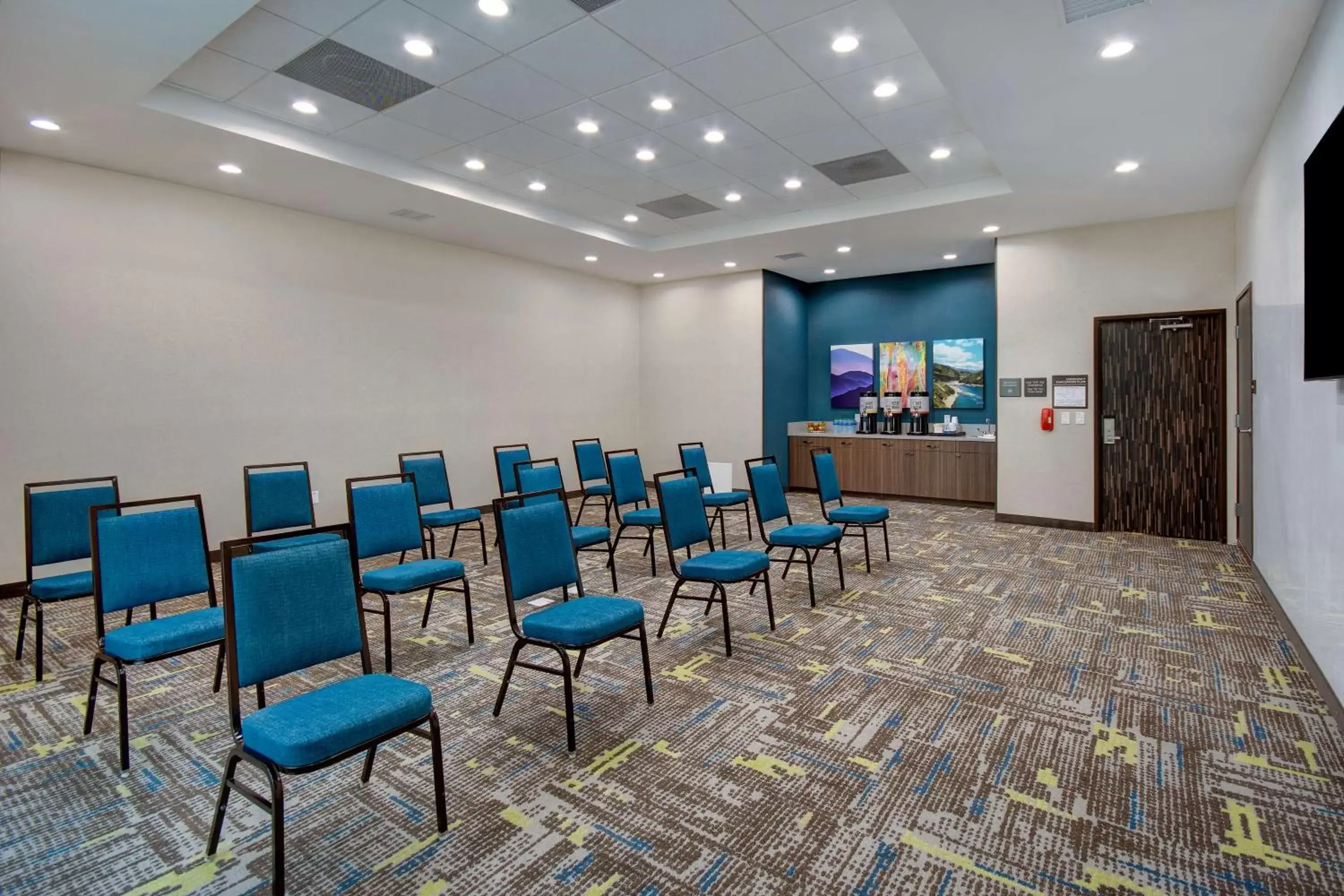 Meeting/conference room in Hampton Inn & Suites By Hilton Rancho Cucamonga
