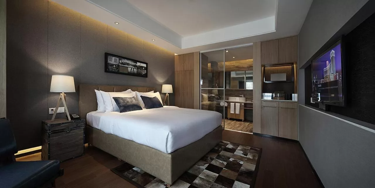 Bed in Bloom Boutique Hotel