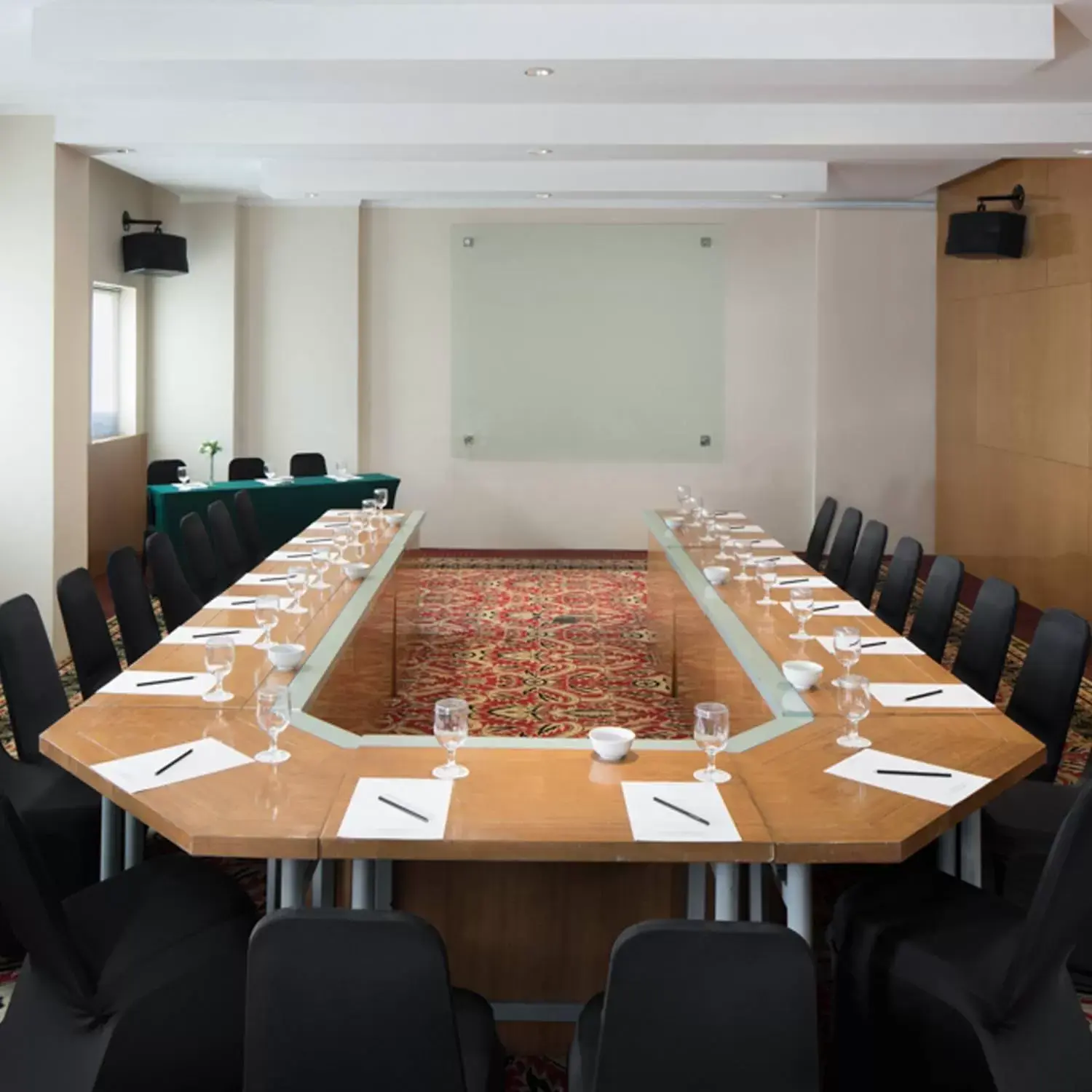 Meeting/conference room in Aryaduta Palembang