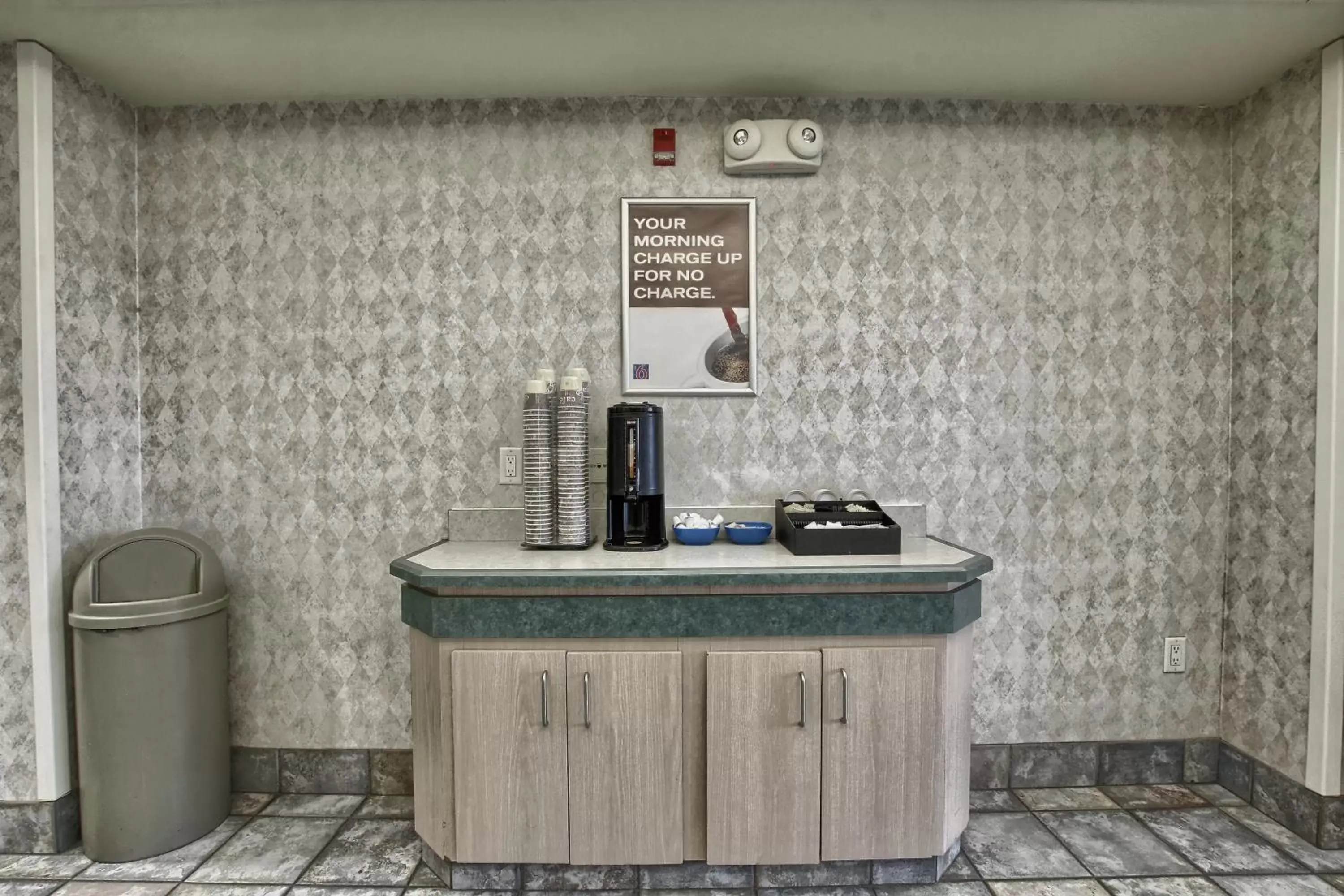 Lobby or reception in Motel 6-London, ON - Ontario