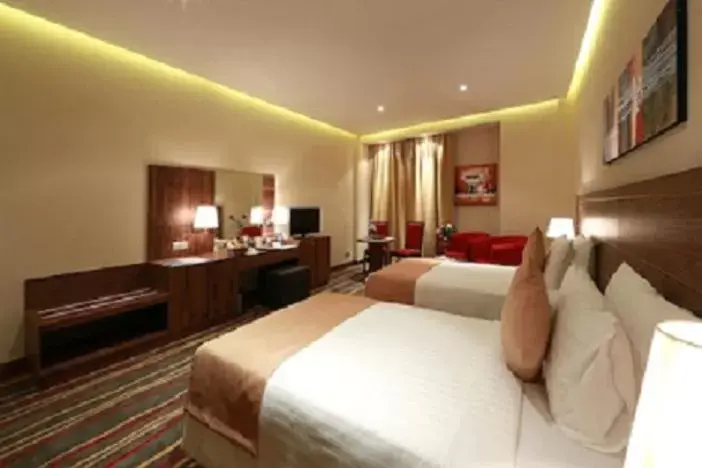 Bedroom, Bed in Al Khaleej Palace Deira Hotel