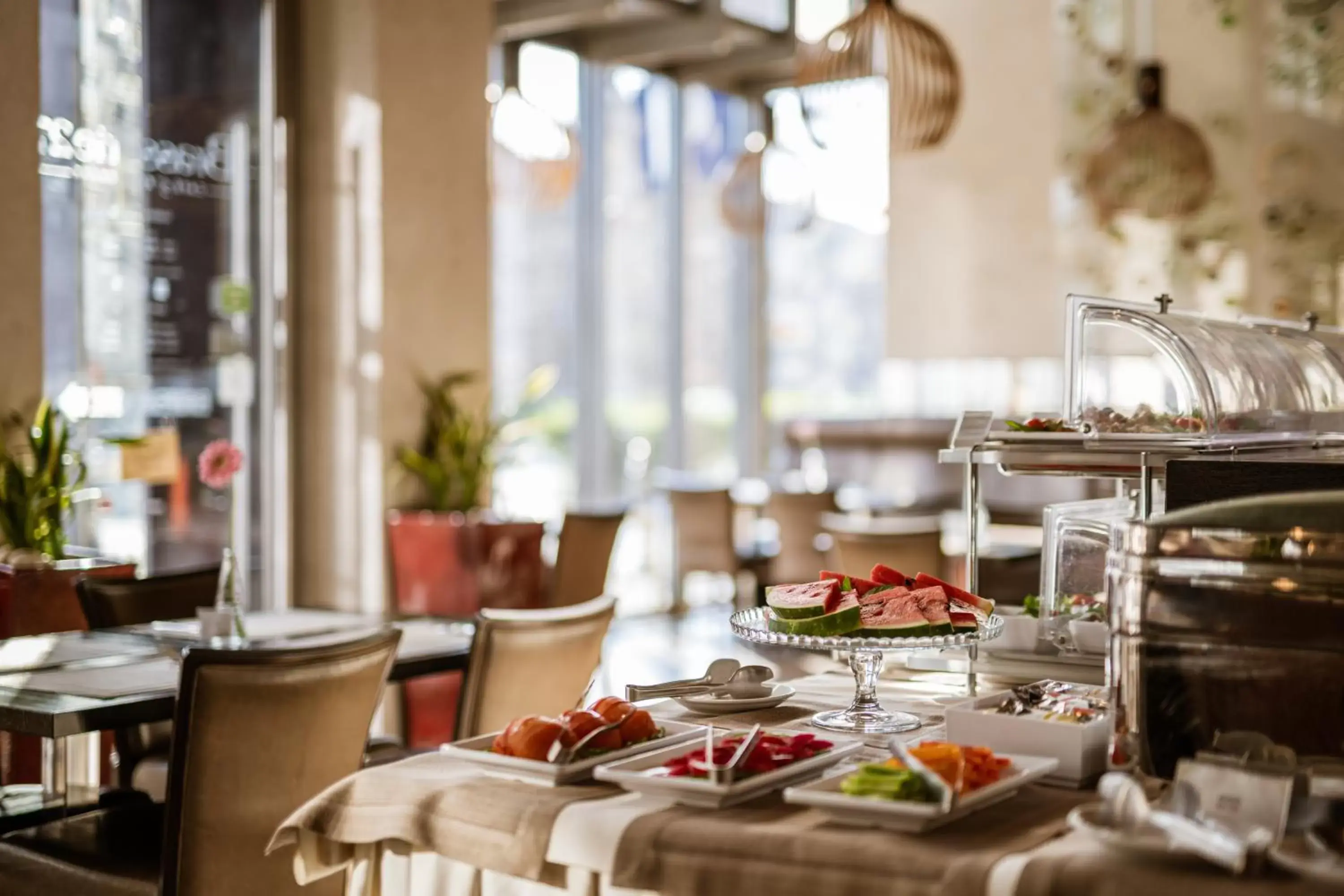 Buffet breakfast, Restaurant/Places to Eat in Europeum Hotel