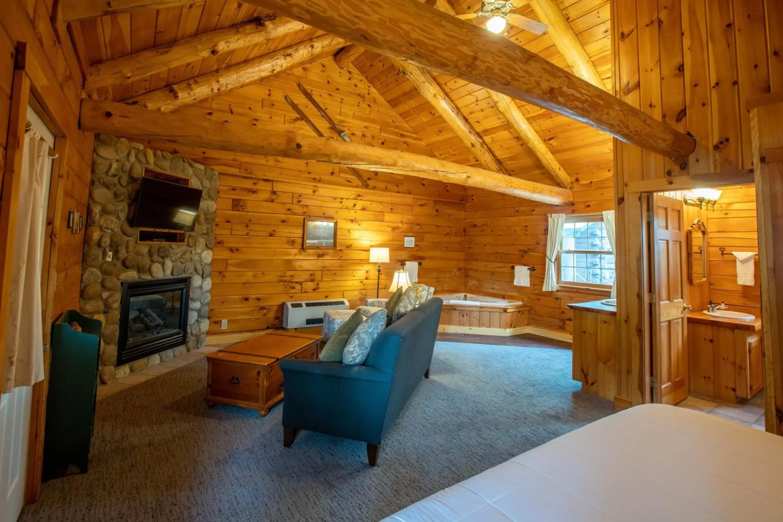 Seating Area in New England Inn & Lodge