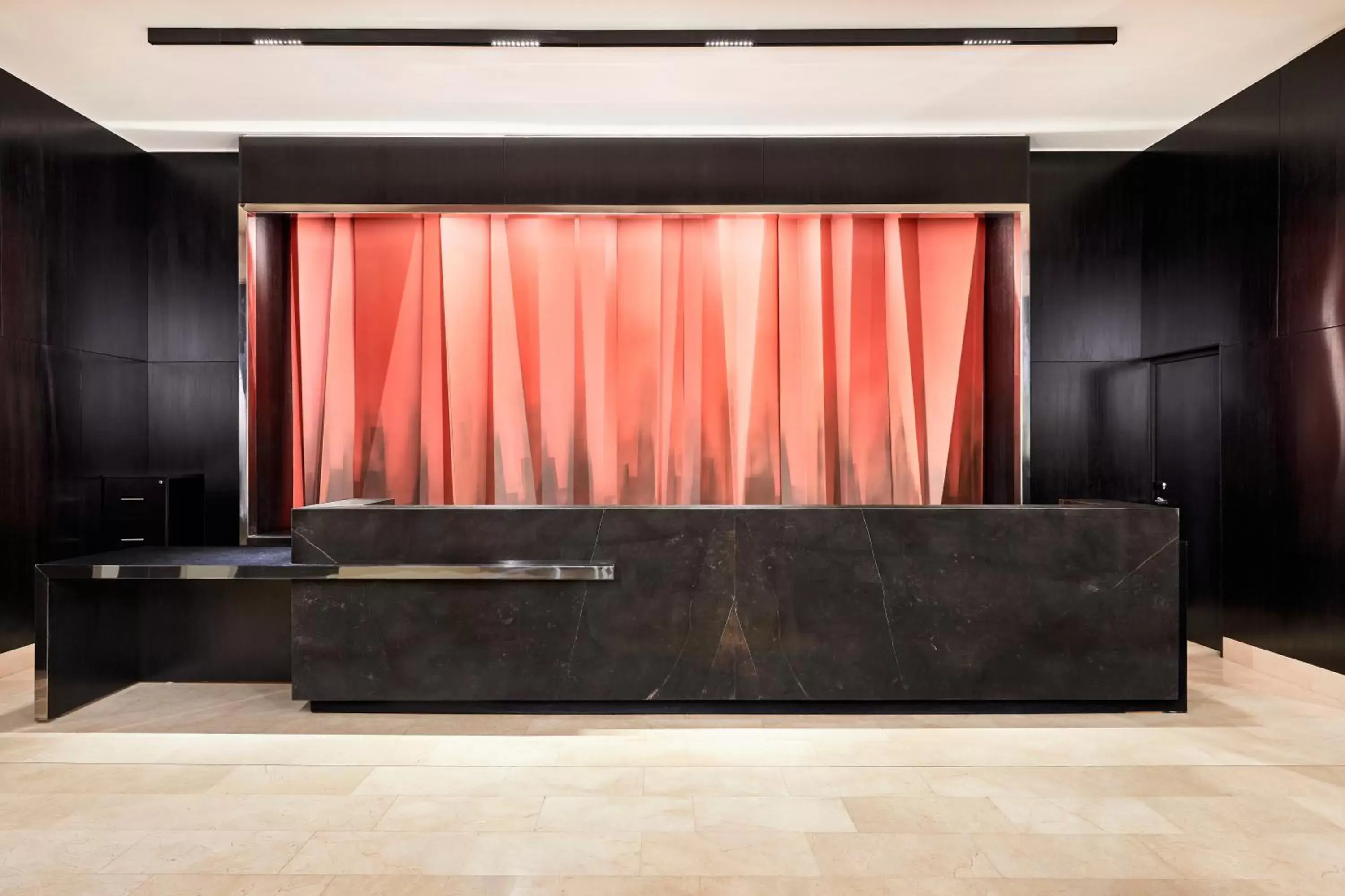 Lobby or reception, TV/Entertainment Center in AC Hotel by Marriott Santiago Costanera Center