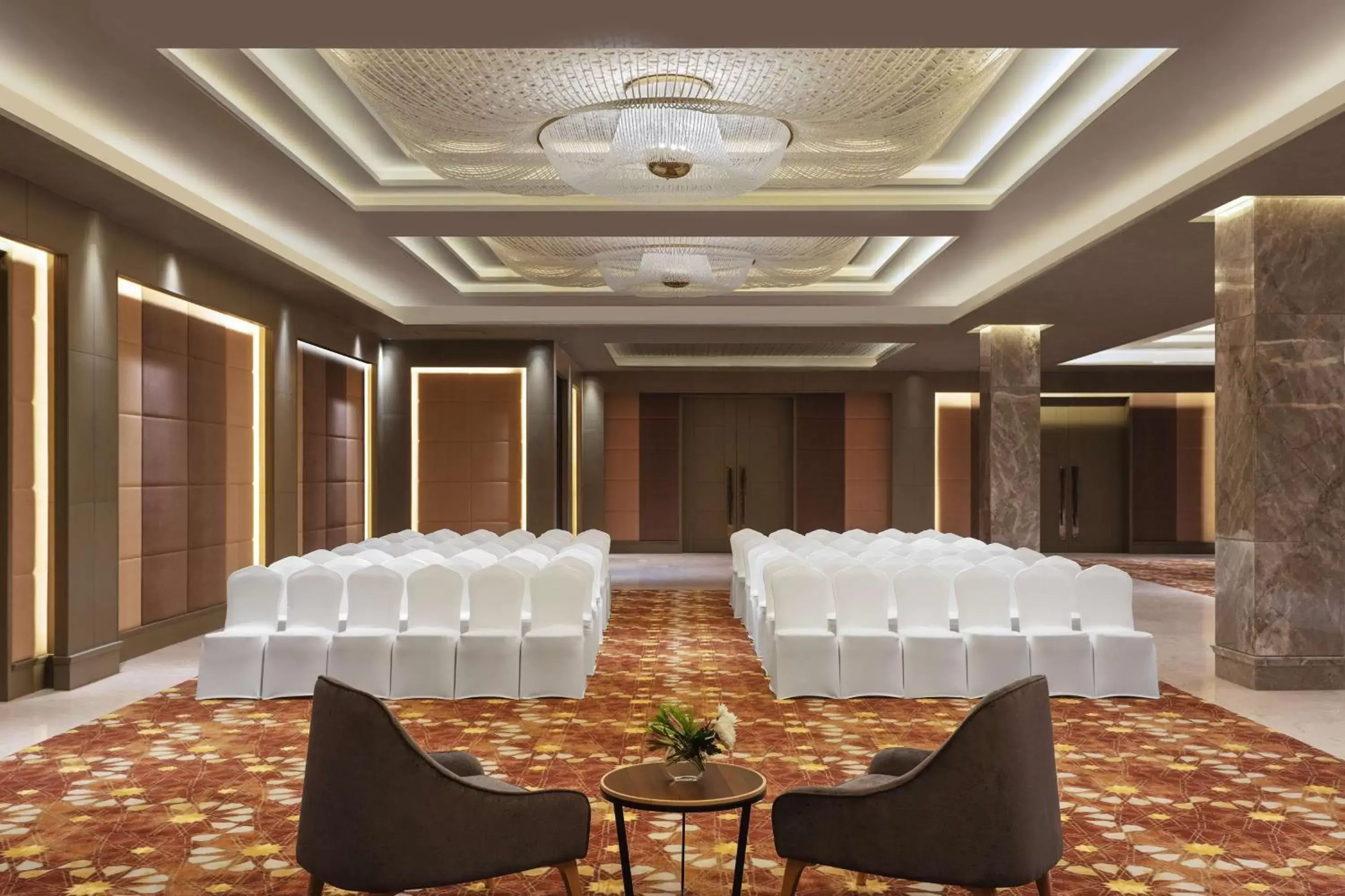 Meeting/conference room in Doubletree By Hilton Jaipur Amer