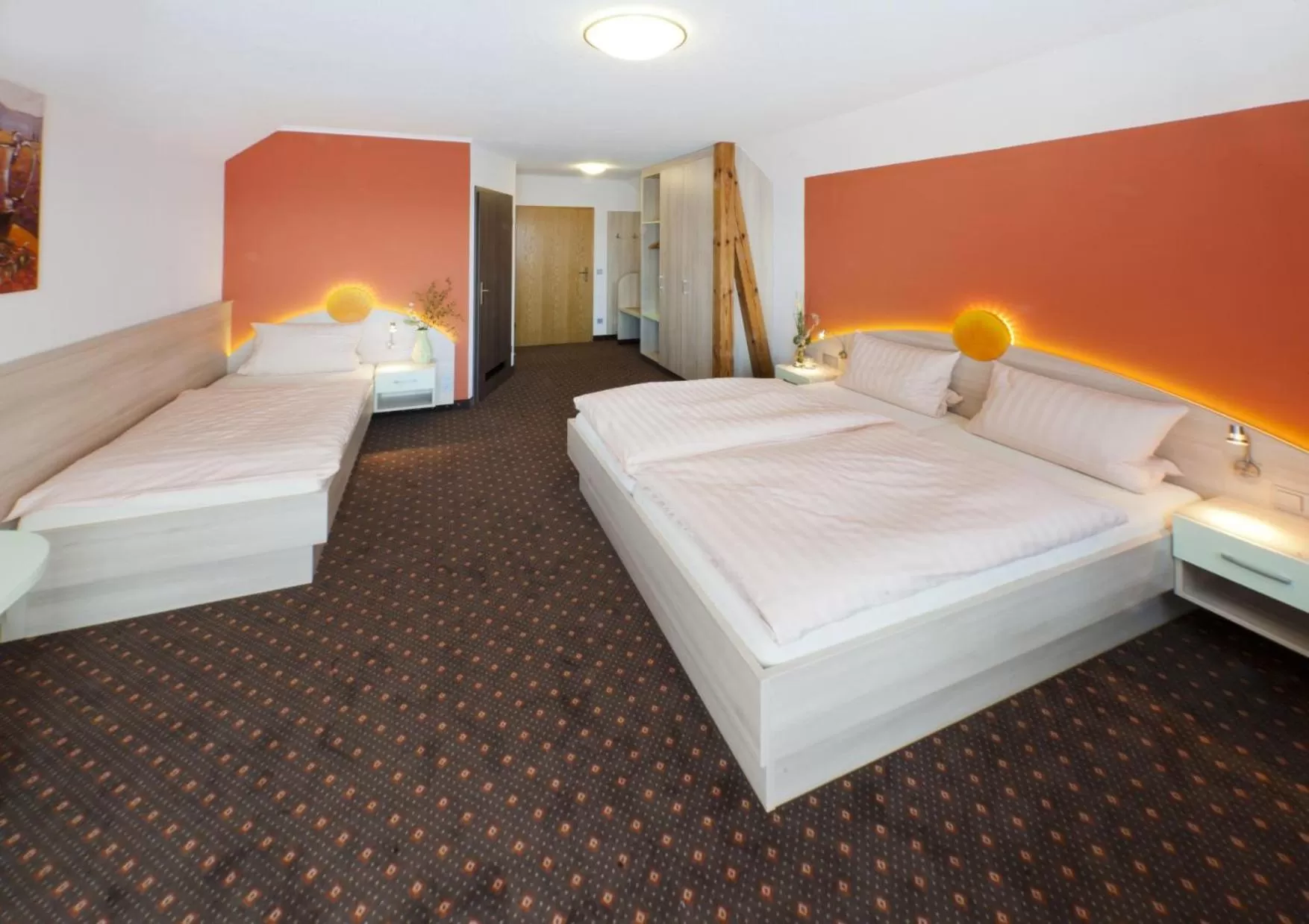 Photo of the whole room, Bed in Hotel Sonnental