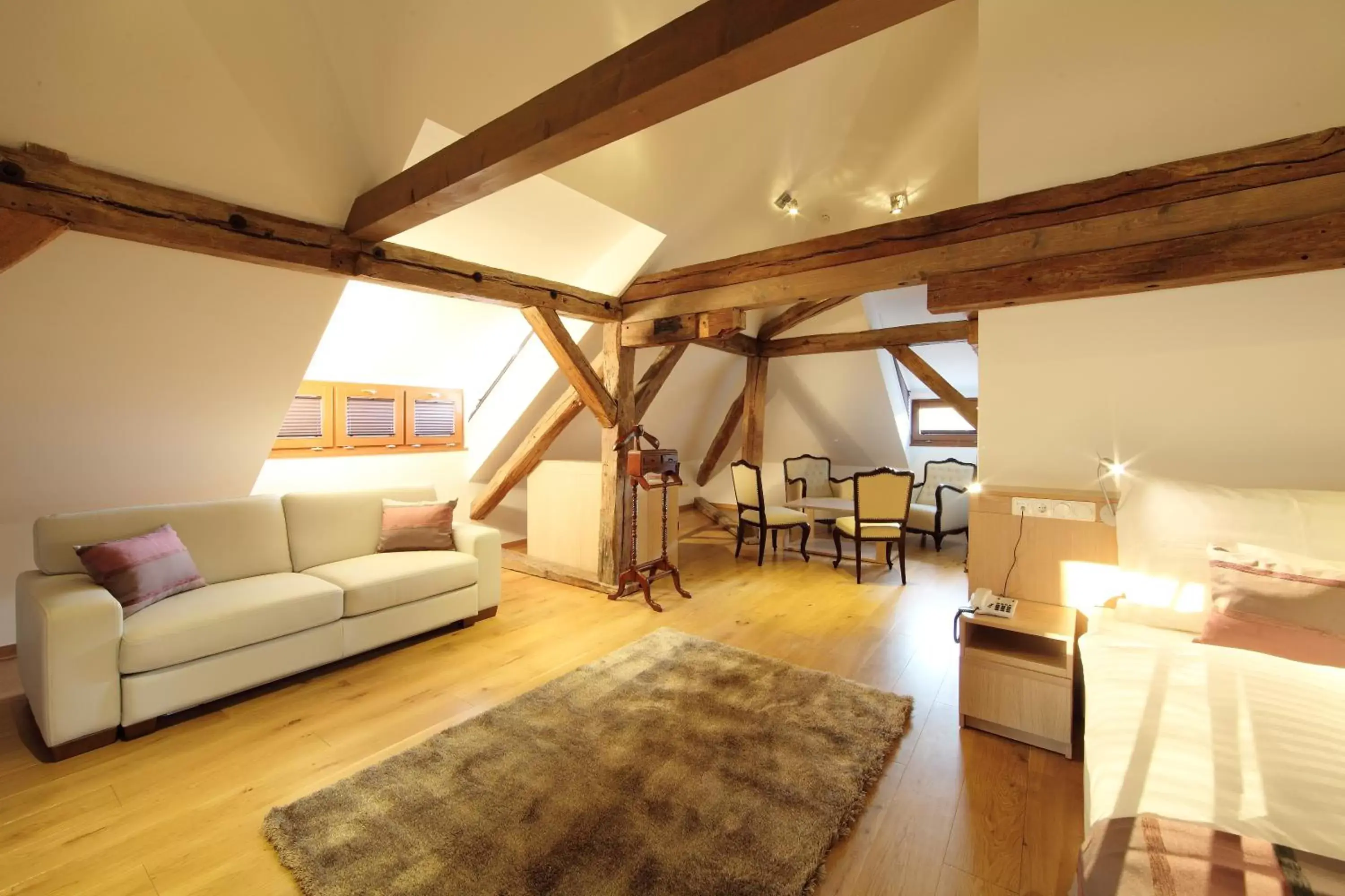 Living room, Seating Area in Hotel Historia Malomkert