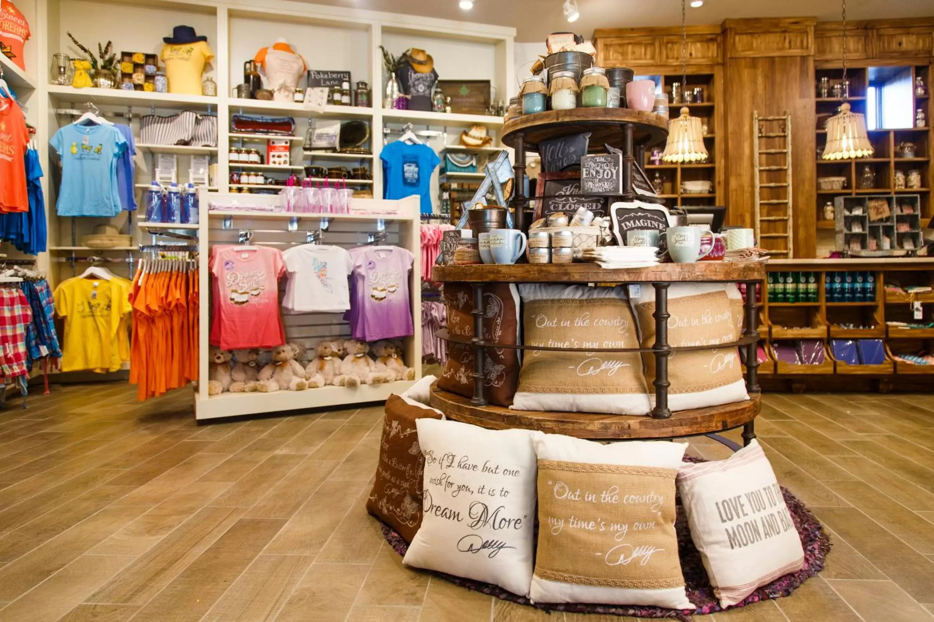 On-site shops in Dollywood's DreamMore Resort and Spa