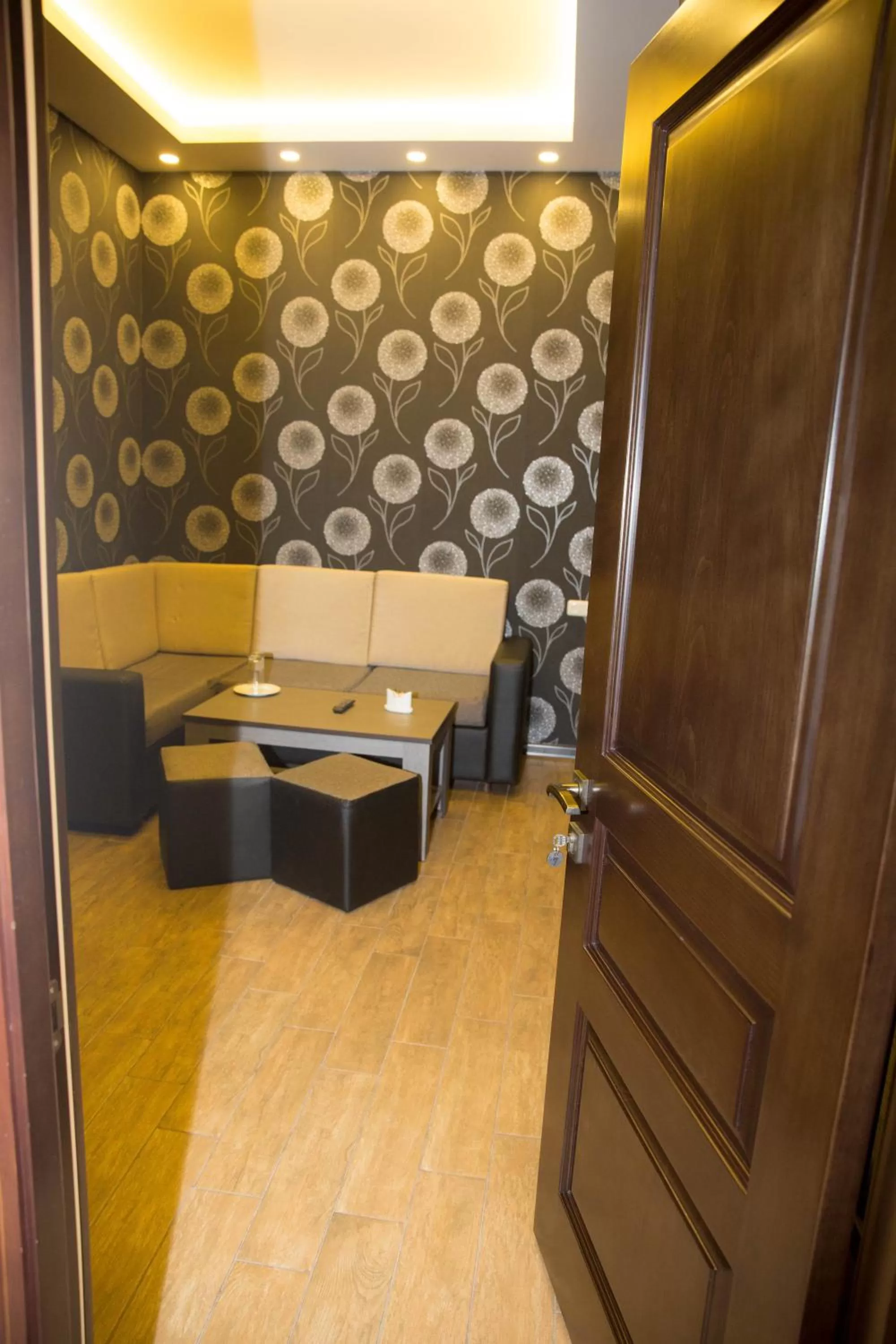 Photo of the whole room, Lobby/Reception in Eridana Hotel