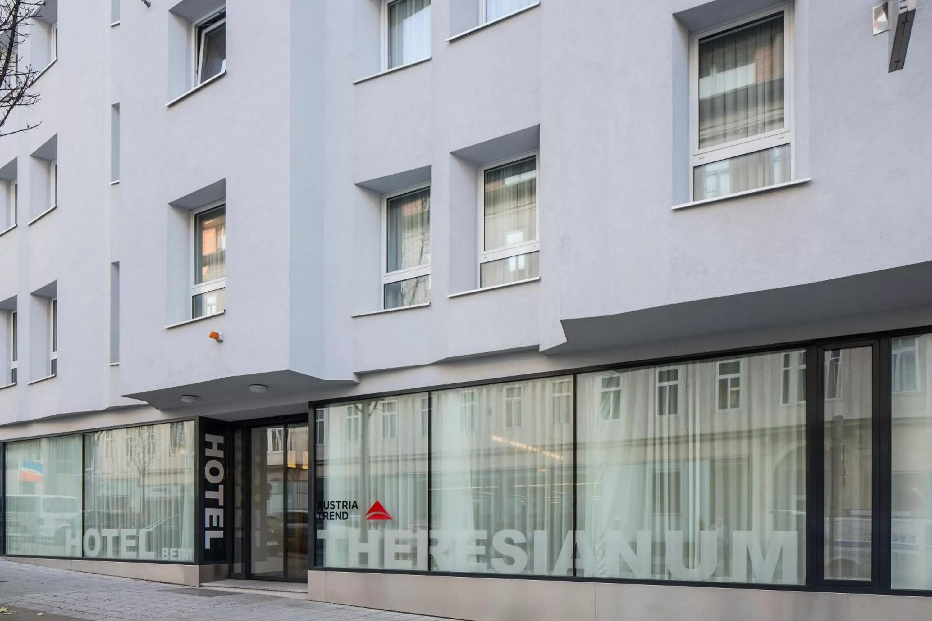 Property Building in Austria Trend Hotel beim Theresianum Wien