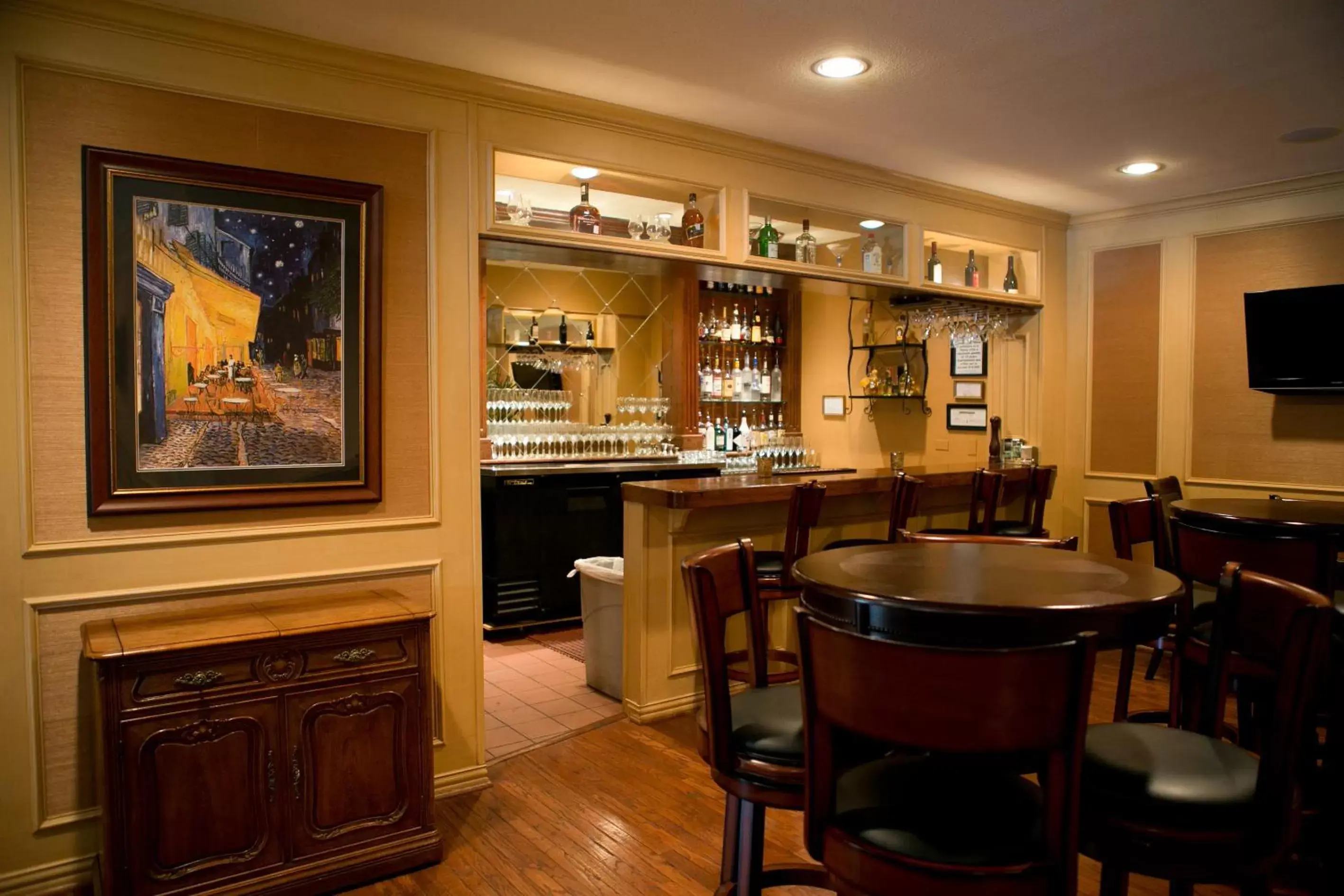 Restaurant/places to eat, Lounge/Bar in The Sanford House Inn & Spa
