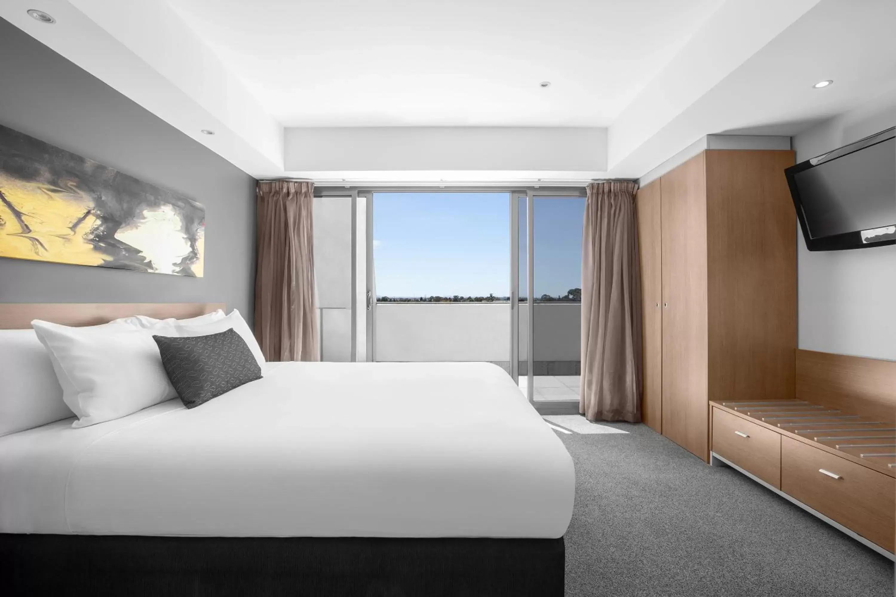 Bedroom in Mantra Melbourne Airport