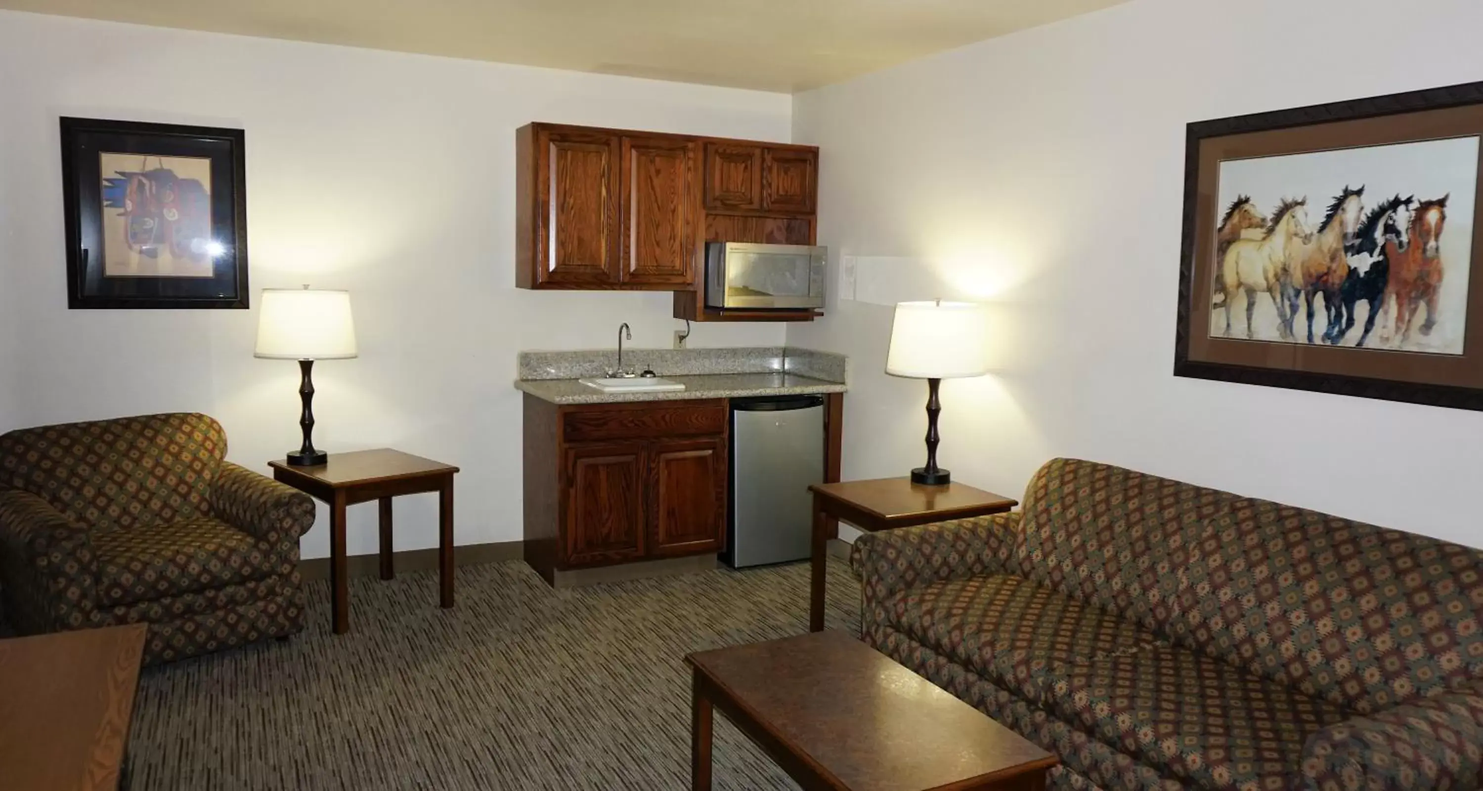 Living room, Seating Area in Best Western Grande River Inn & Suites