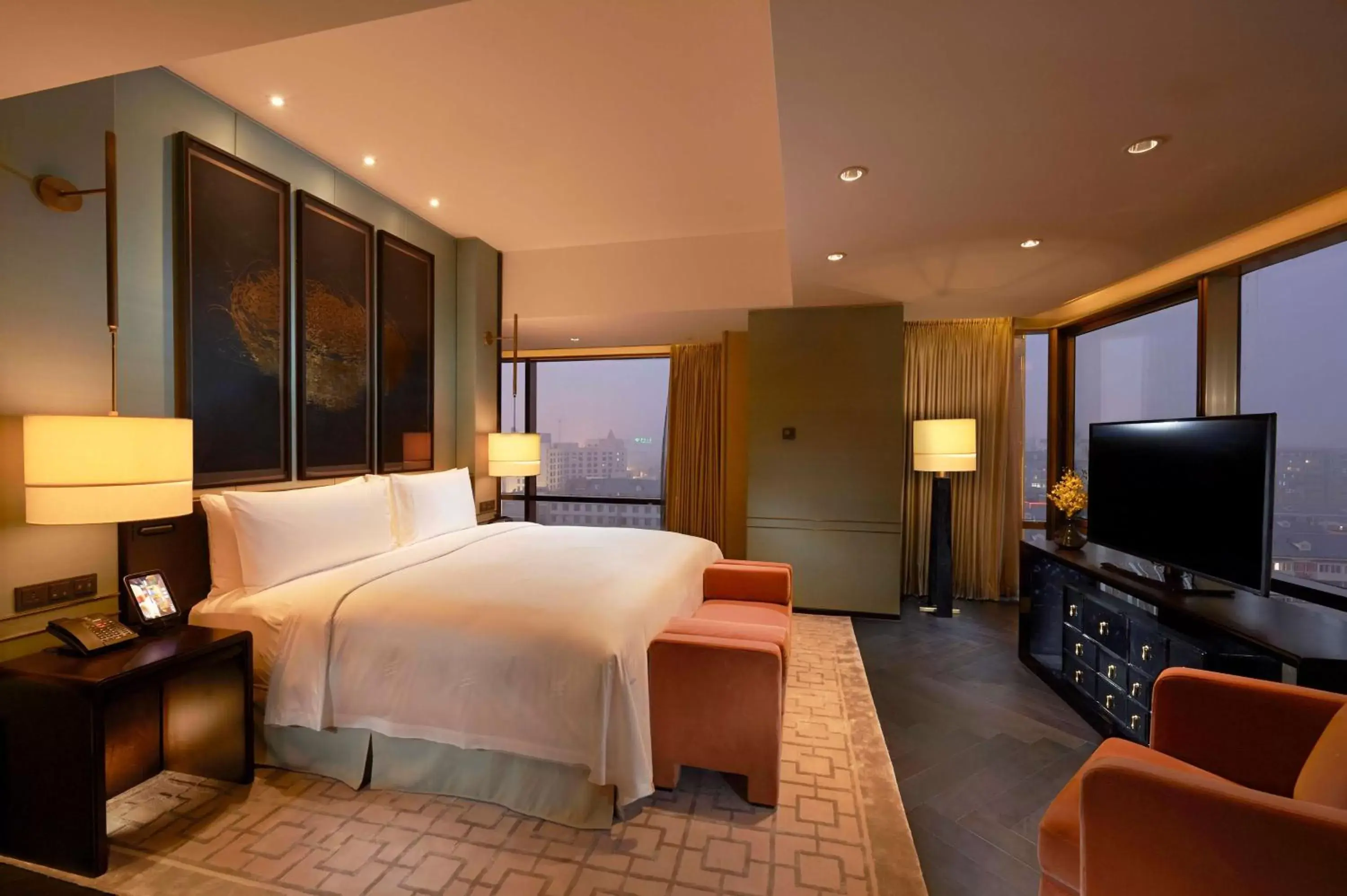 Bed in Waldorf Astoria Beijing