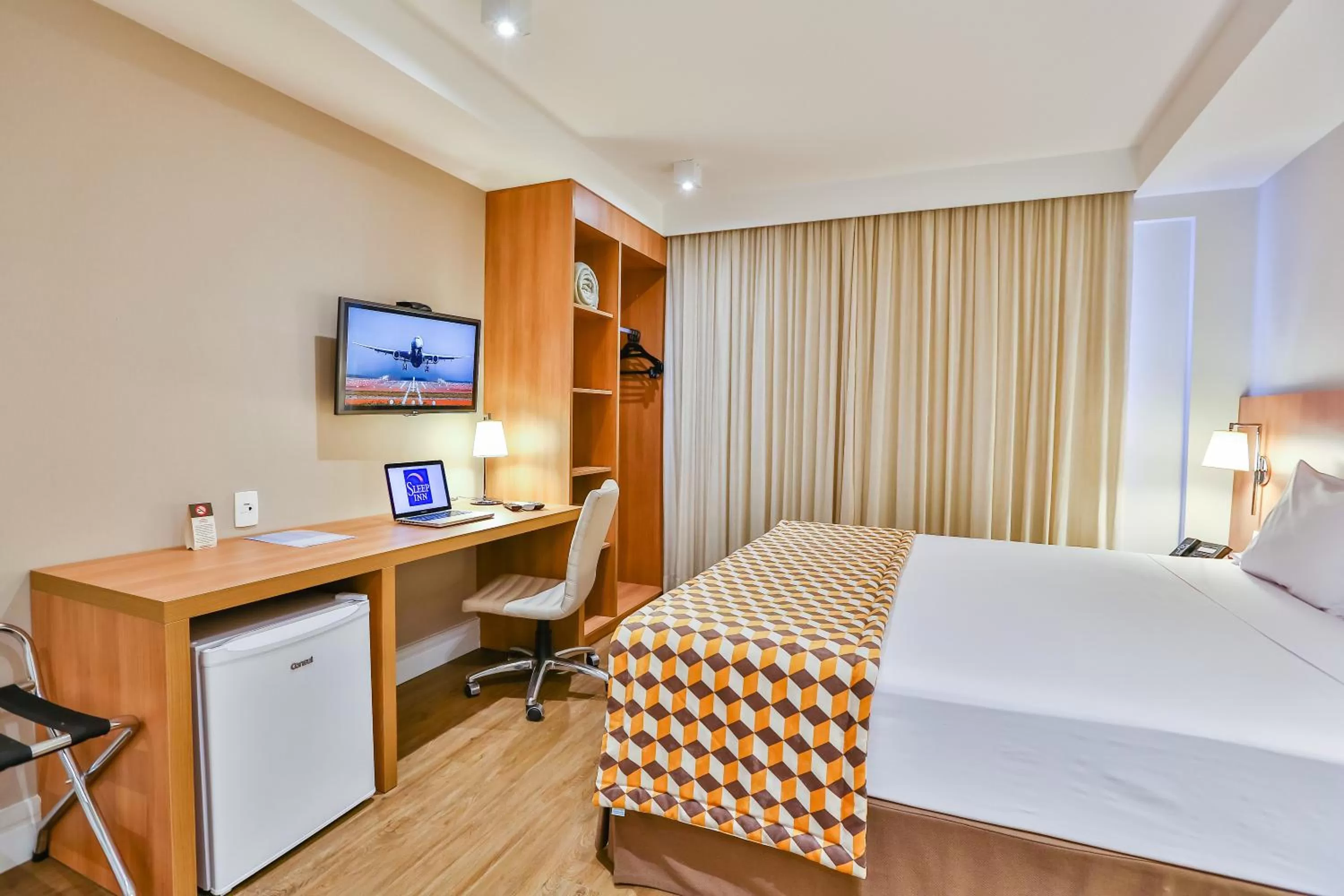 Photo of the whole room, Bed in Sleep Inn Aeroporto de Guarulhos - São Paulo