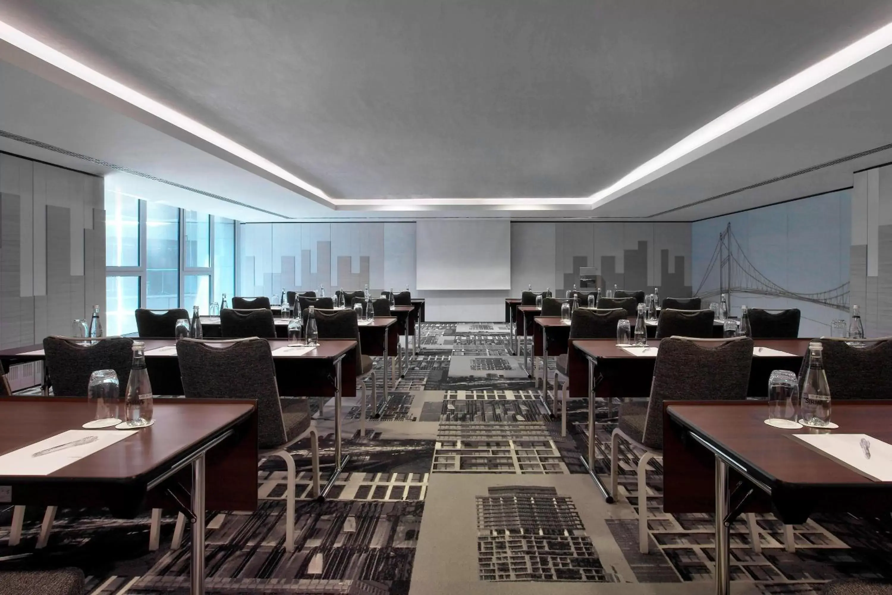 Meeting/conference room, Restaurant/Places to Eat in Le Meridien Istanbul Etiler