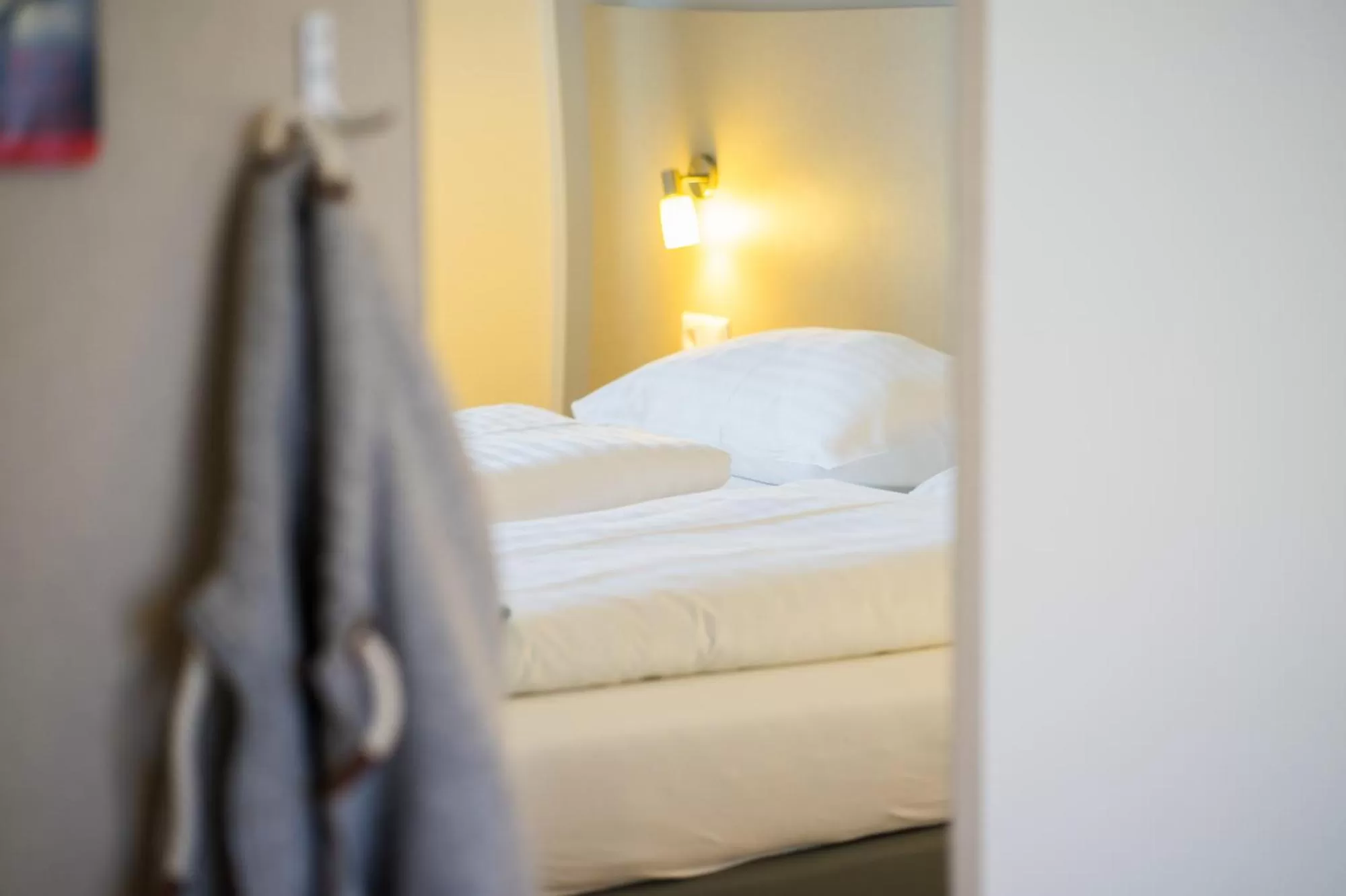 Bed in motel22 Parkplatz inklusive