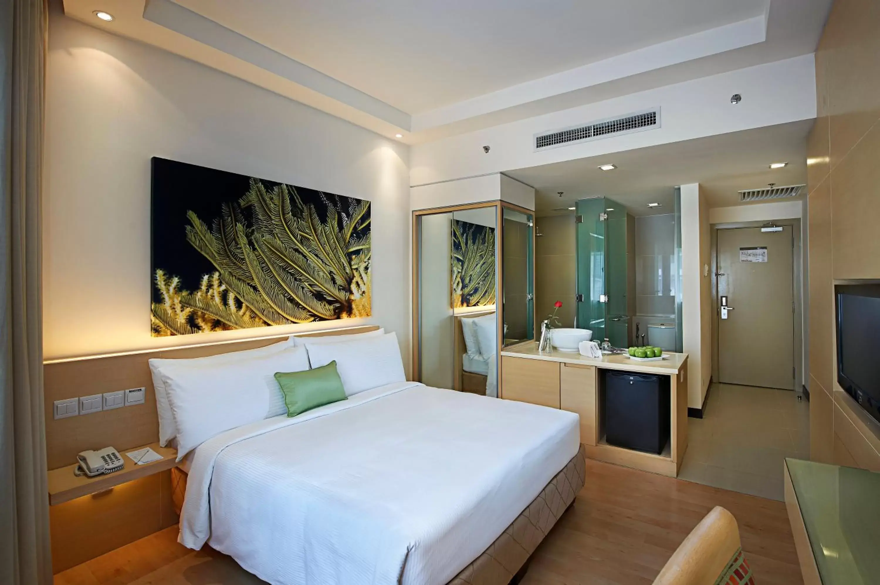 Bathroom, Bed in ANSA Hotel Kuala Lumpur