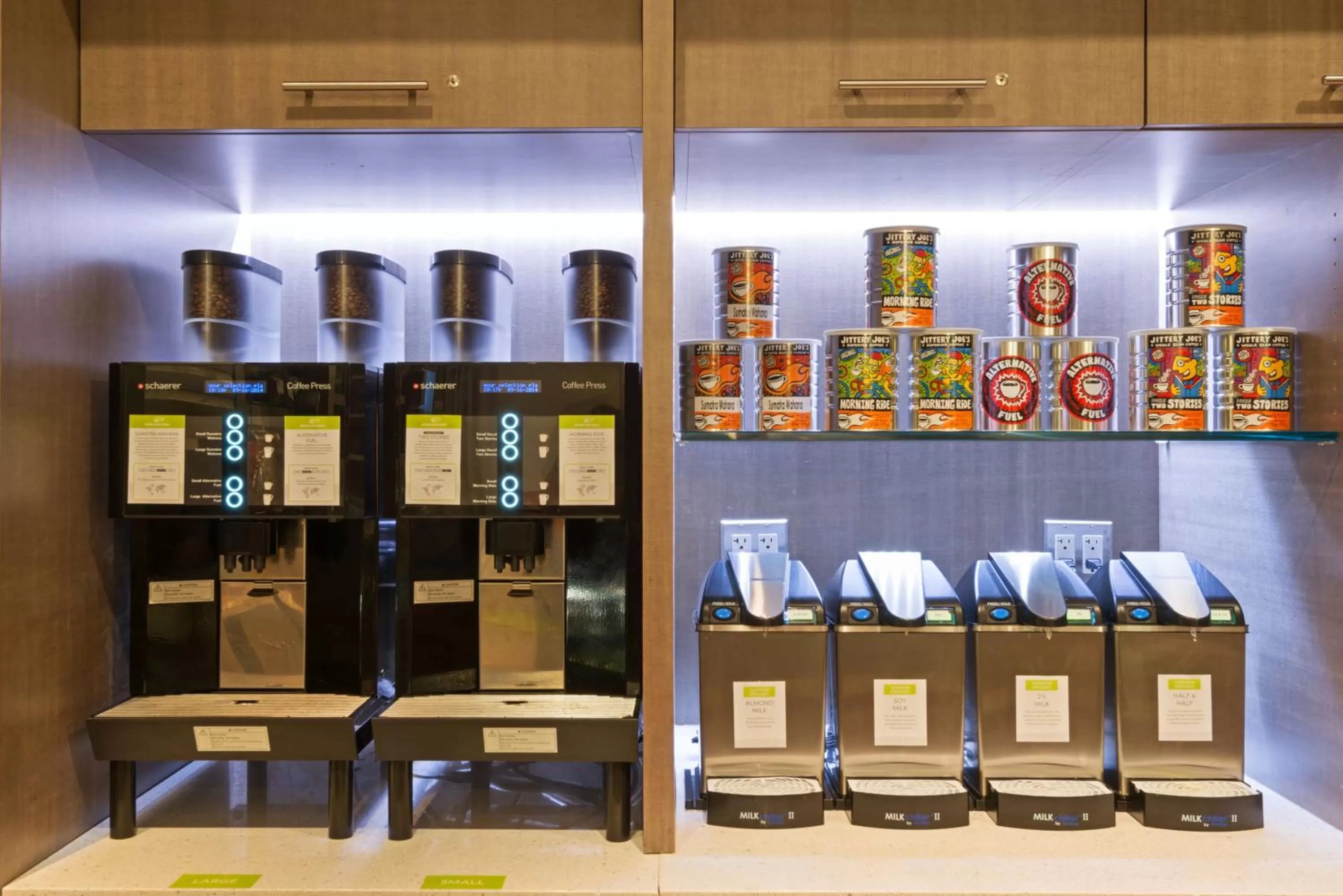 Restaurant/places to eat in EVEN Hotel Norwalk by IHG