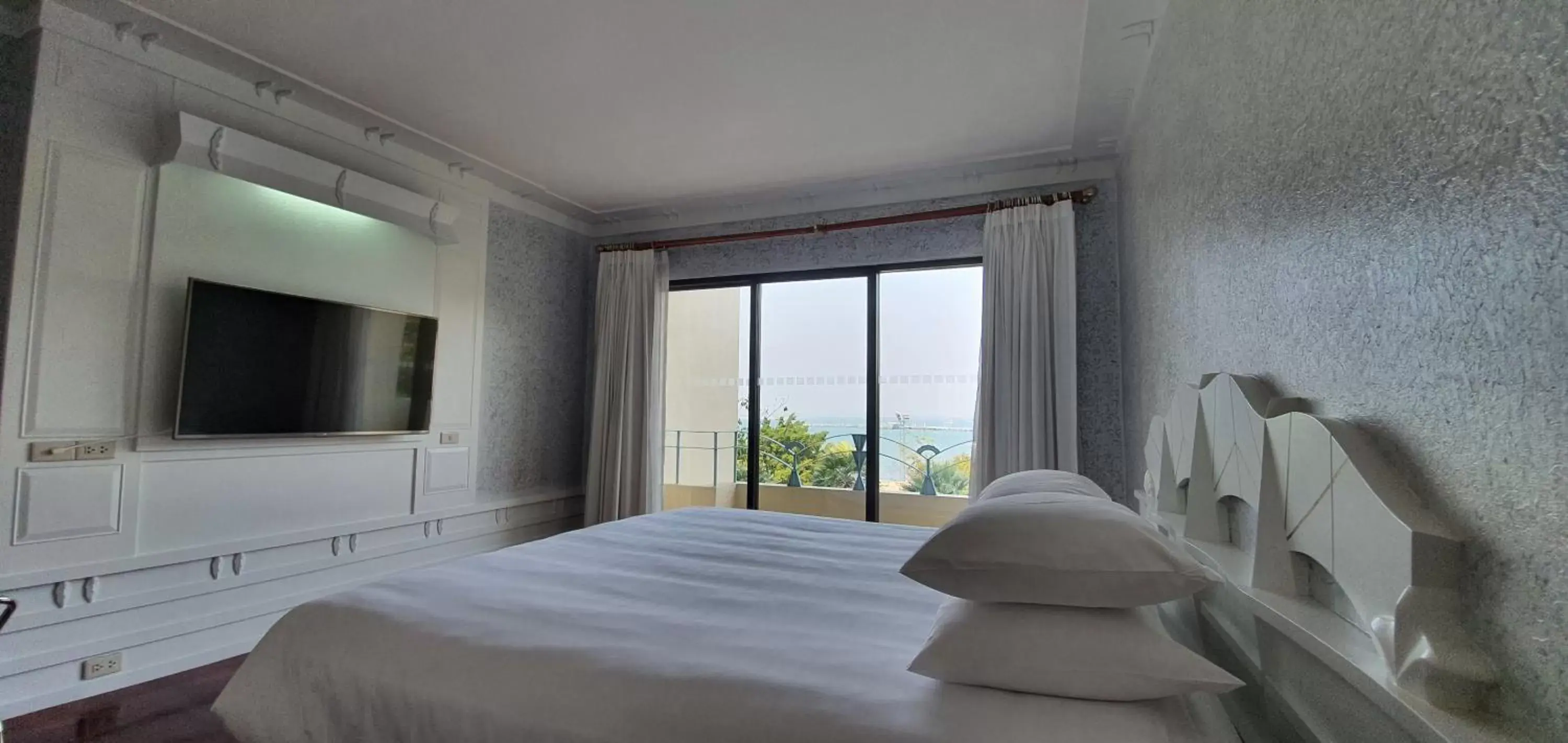 Bed in Garden Sea View Resort Bed in Garden Sea View Resort