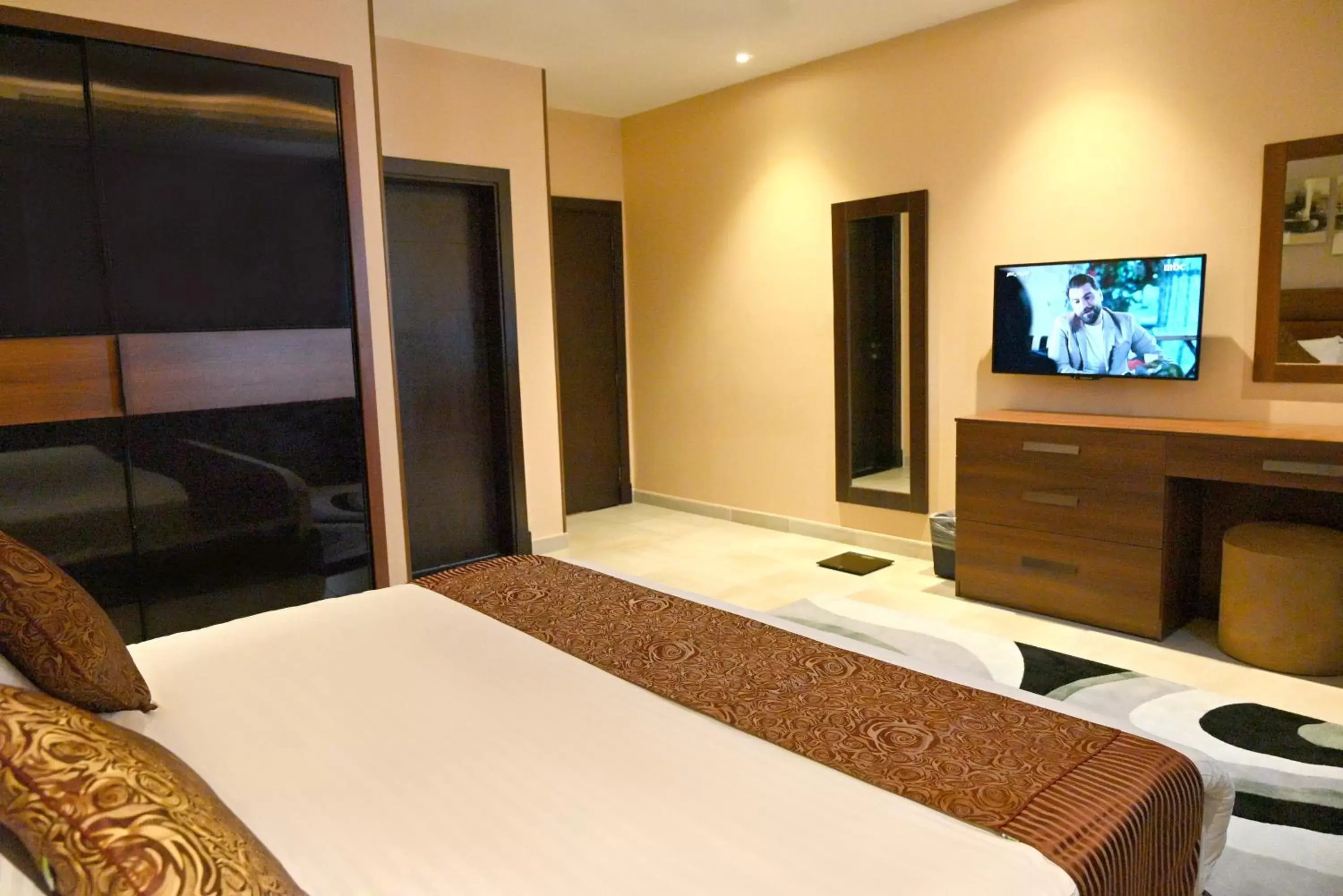 Grand Suite in Q Suites Jeddah by EWA - Managed by HMH Grand Suite in Q Suites Jeddah by EWA - Managed by HMH