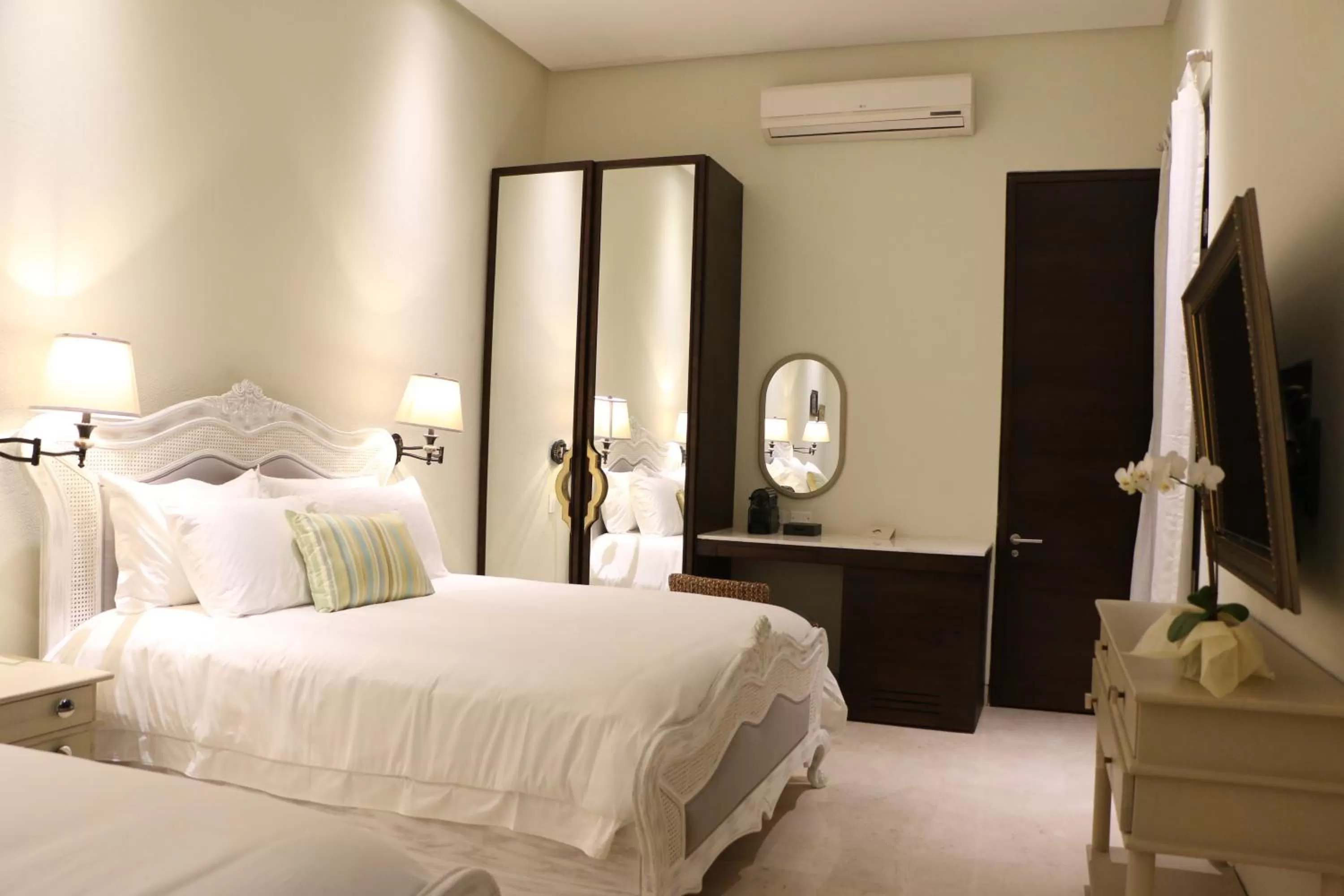 Bedroom, Bed in Hotel Capellán de Getsemaní