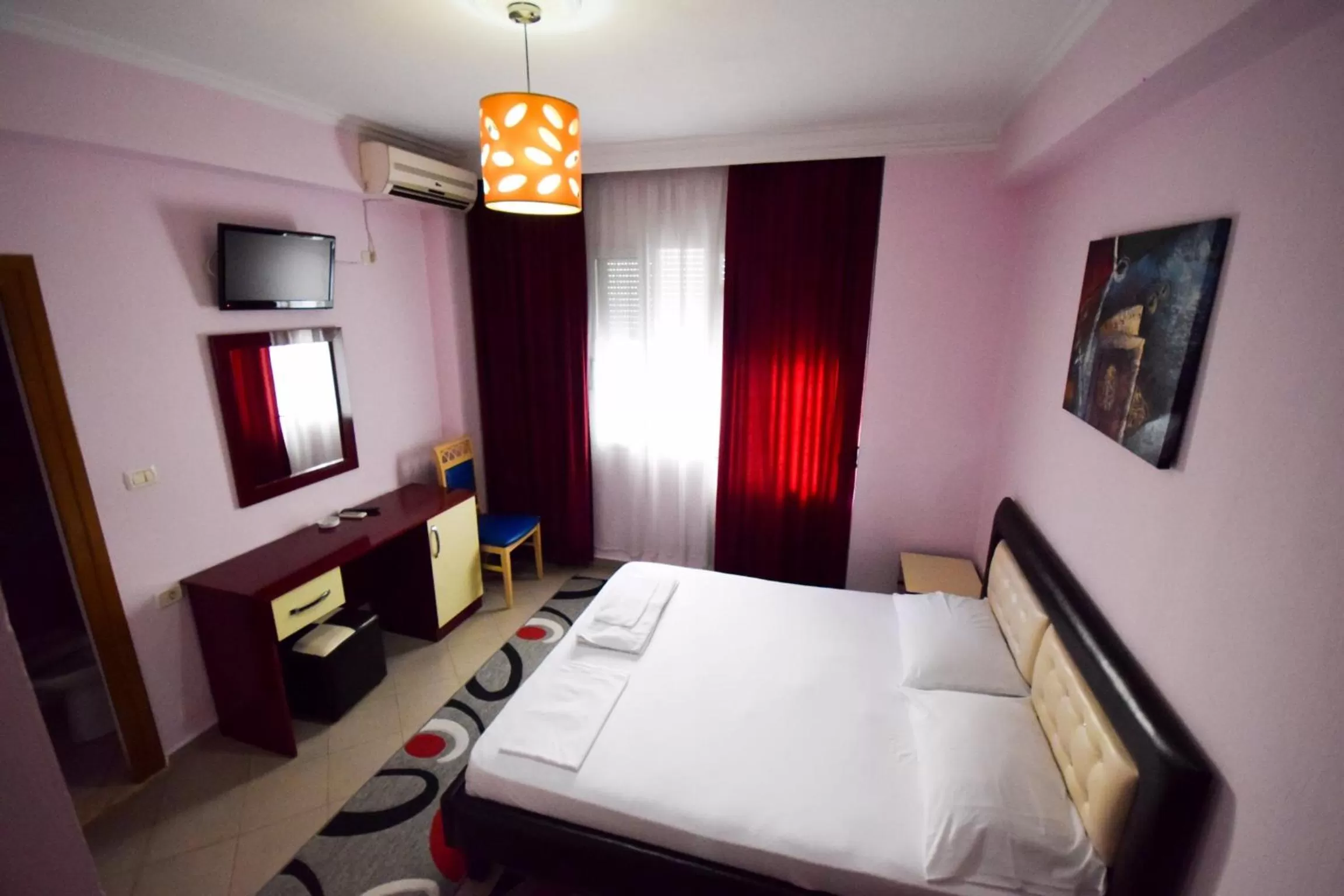 Bed in Hotel Freskia