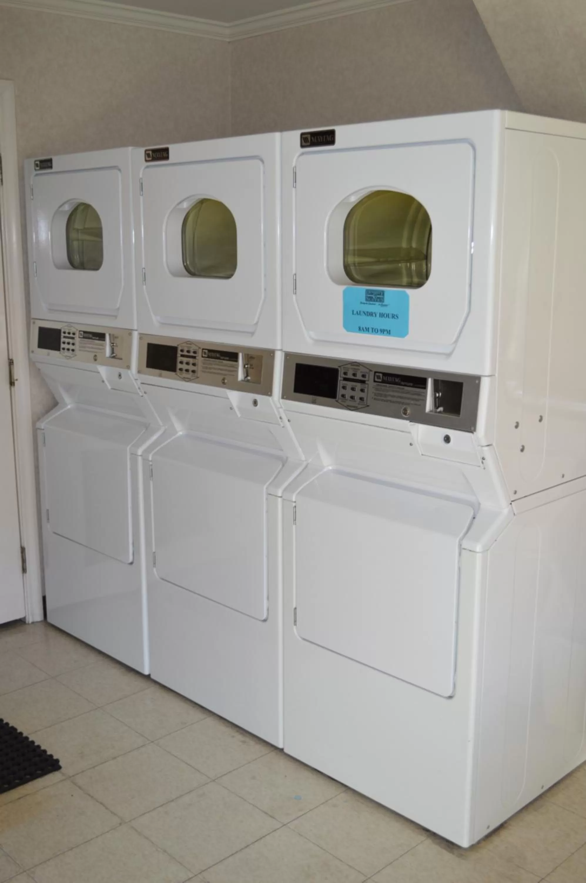 Area and facilities in Dynasty Suites Redlands