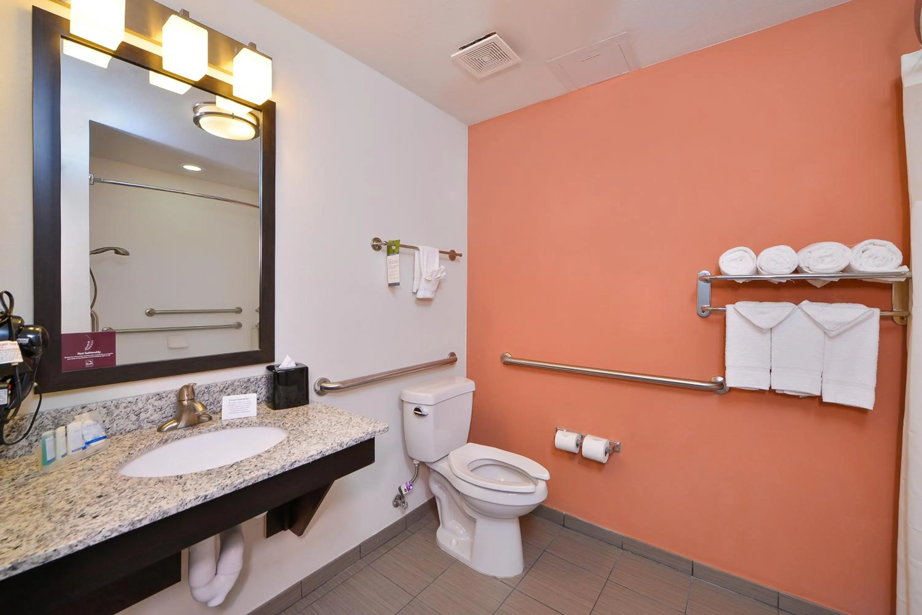 Bathroom in Sleep Inn & Suites Austin – Tech Center