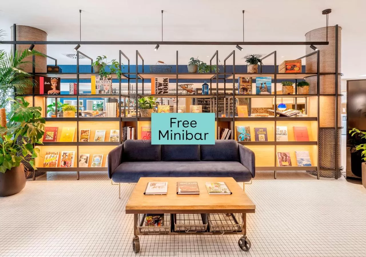 Library in INNSiDE by Meliá Berlin Mitte