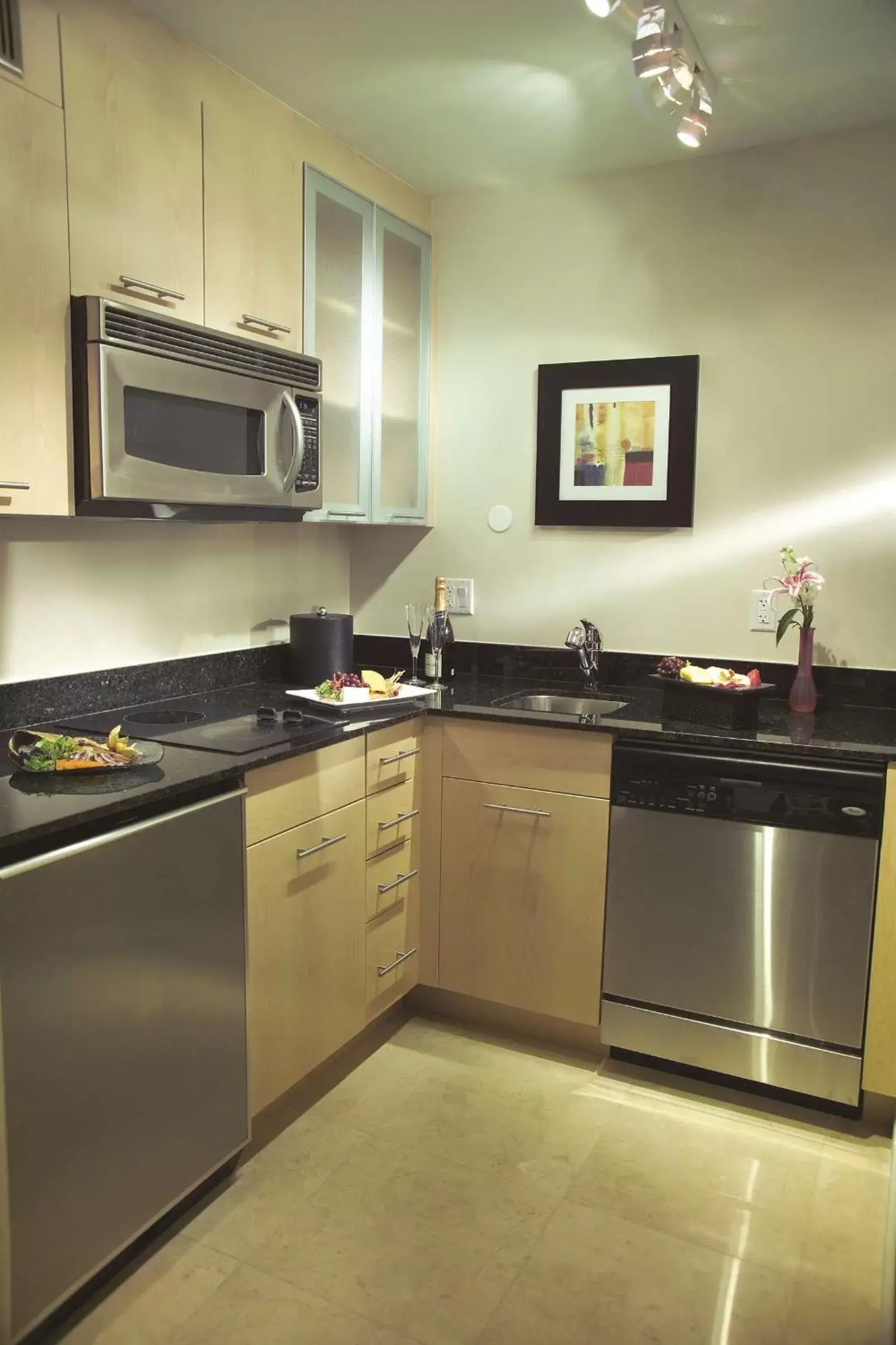 Other, Kitchen/Kitchenette in GALLERYone - a DoubleTree Suites by Hilton Hotel