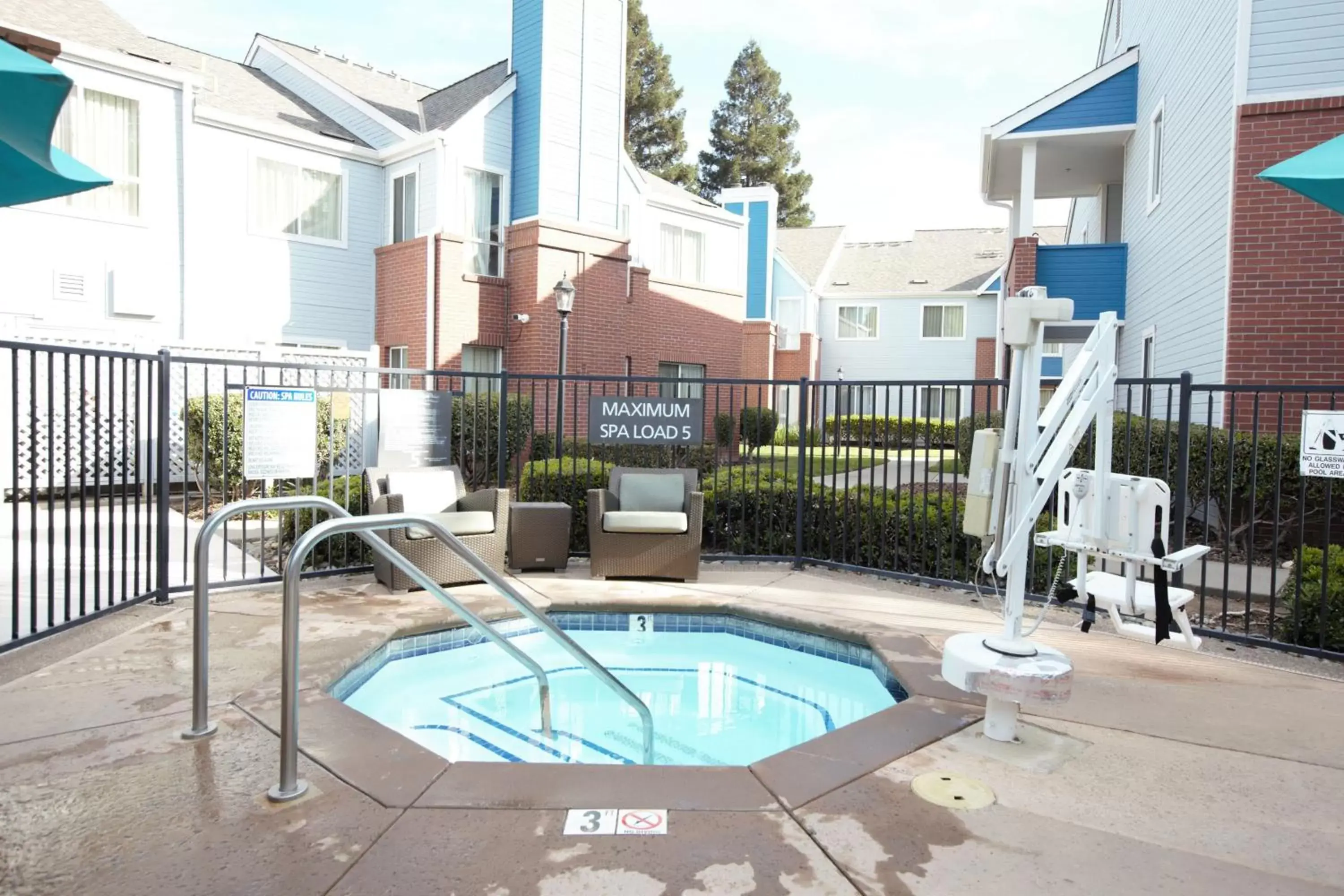 Fitness centre/facilities, Swimming Pool in Residence Inn by Marriott Sacramento Airport Natomas