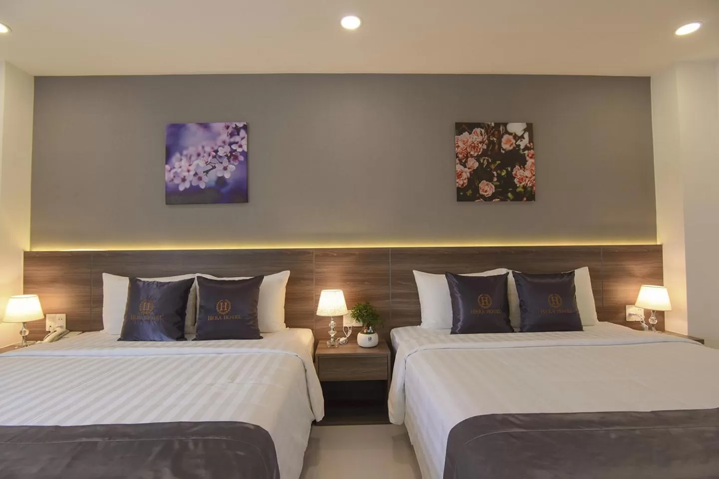 Bed in Hera Hotel Airport