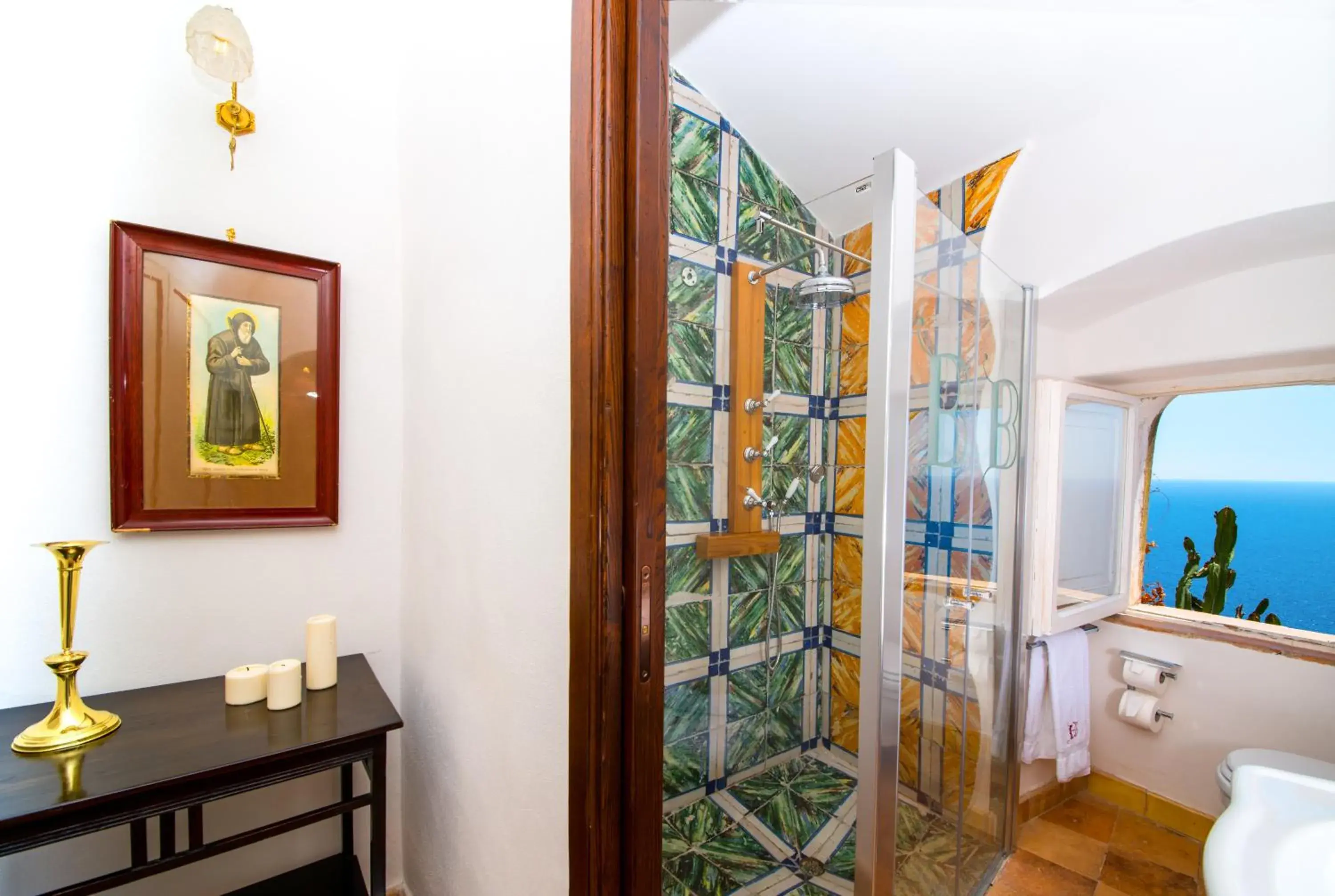 Shower, Bathroom in Badia Santa Maria de' Olearia