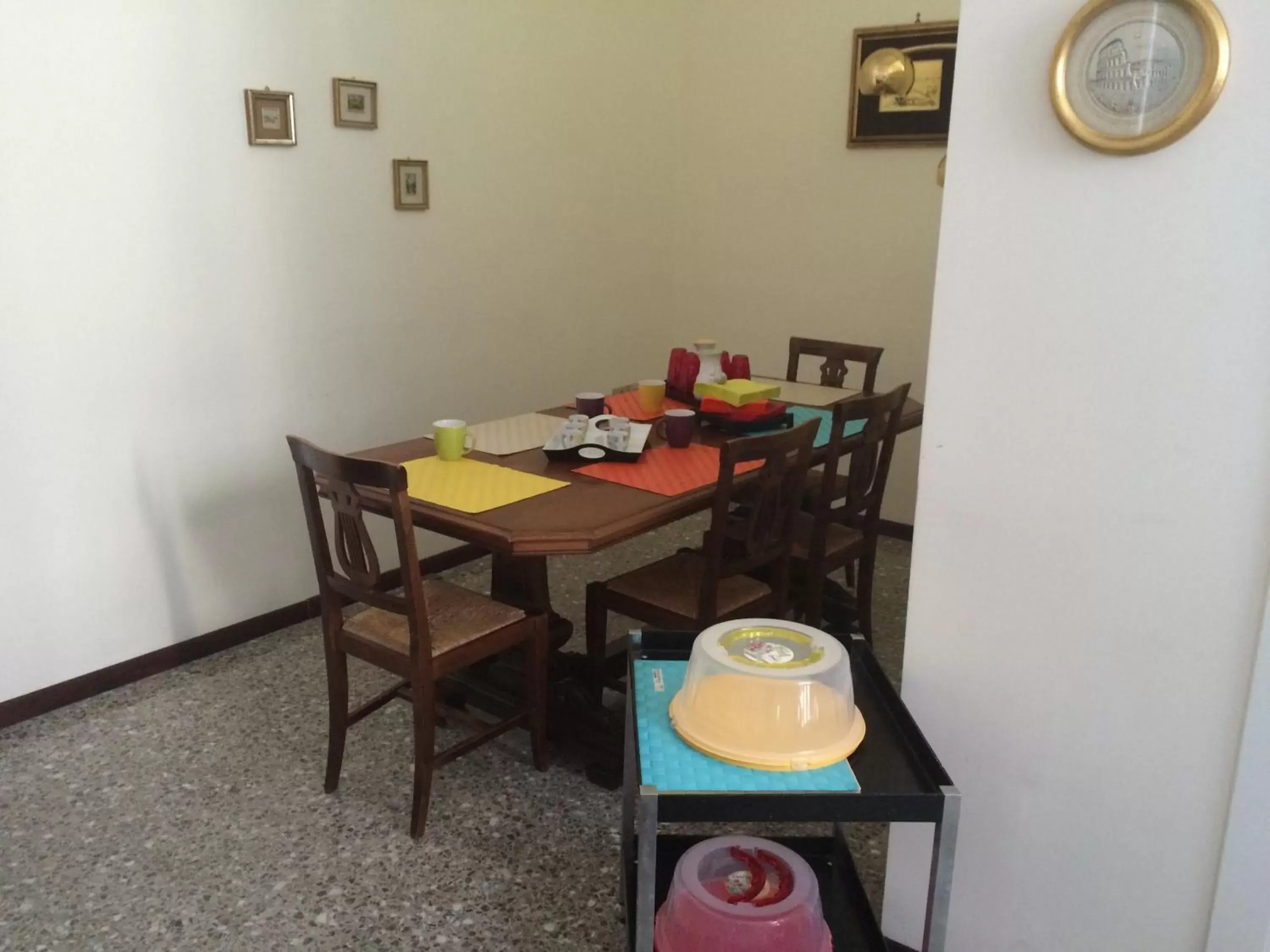 Dining Area in O Sarracino B&B