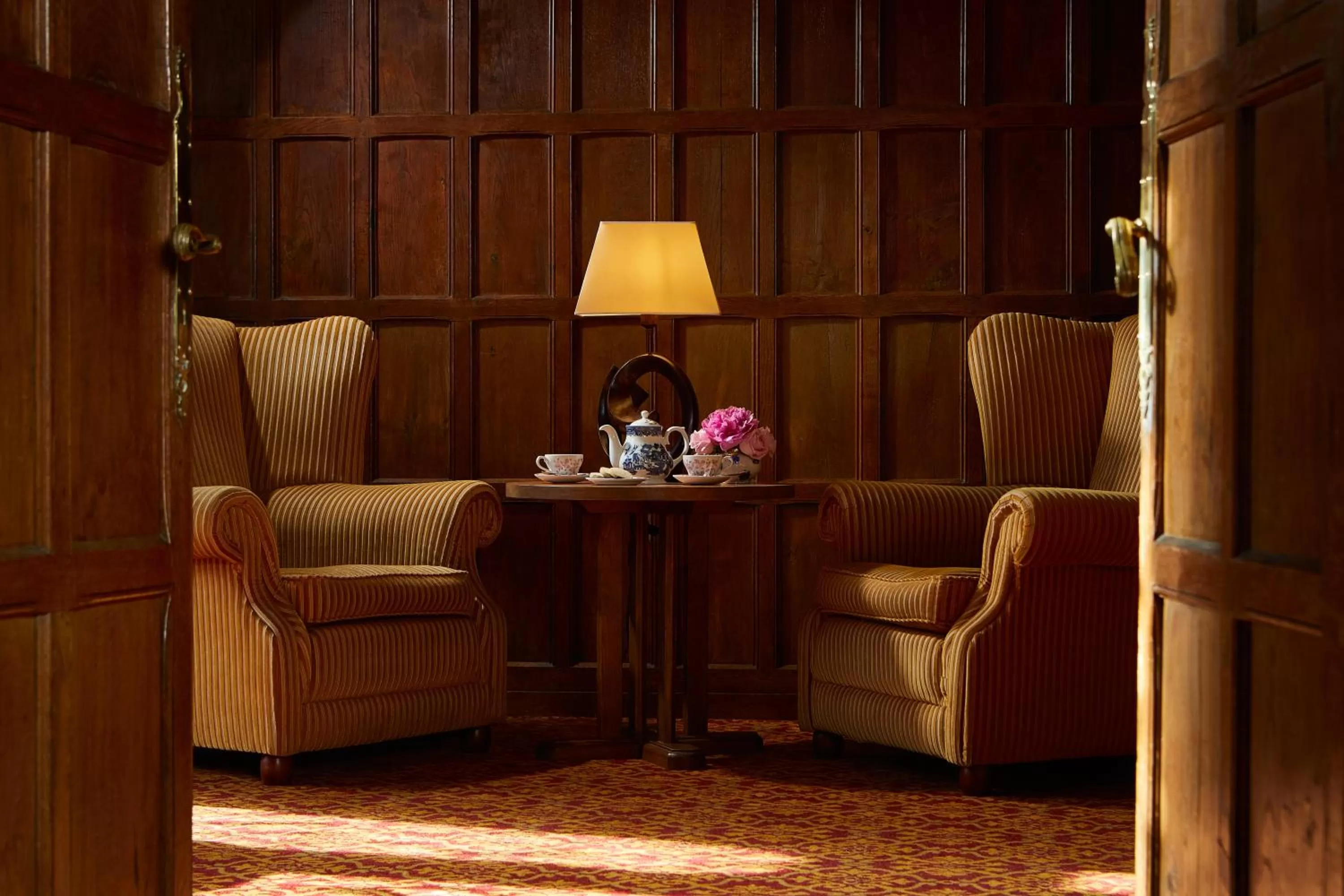 Seating Area in Macdonald Elmers Court Resort