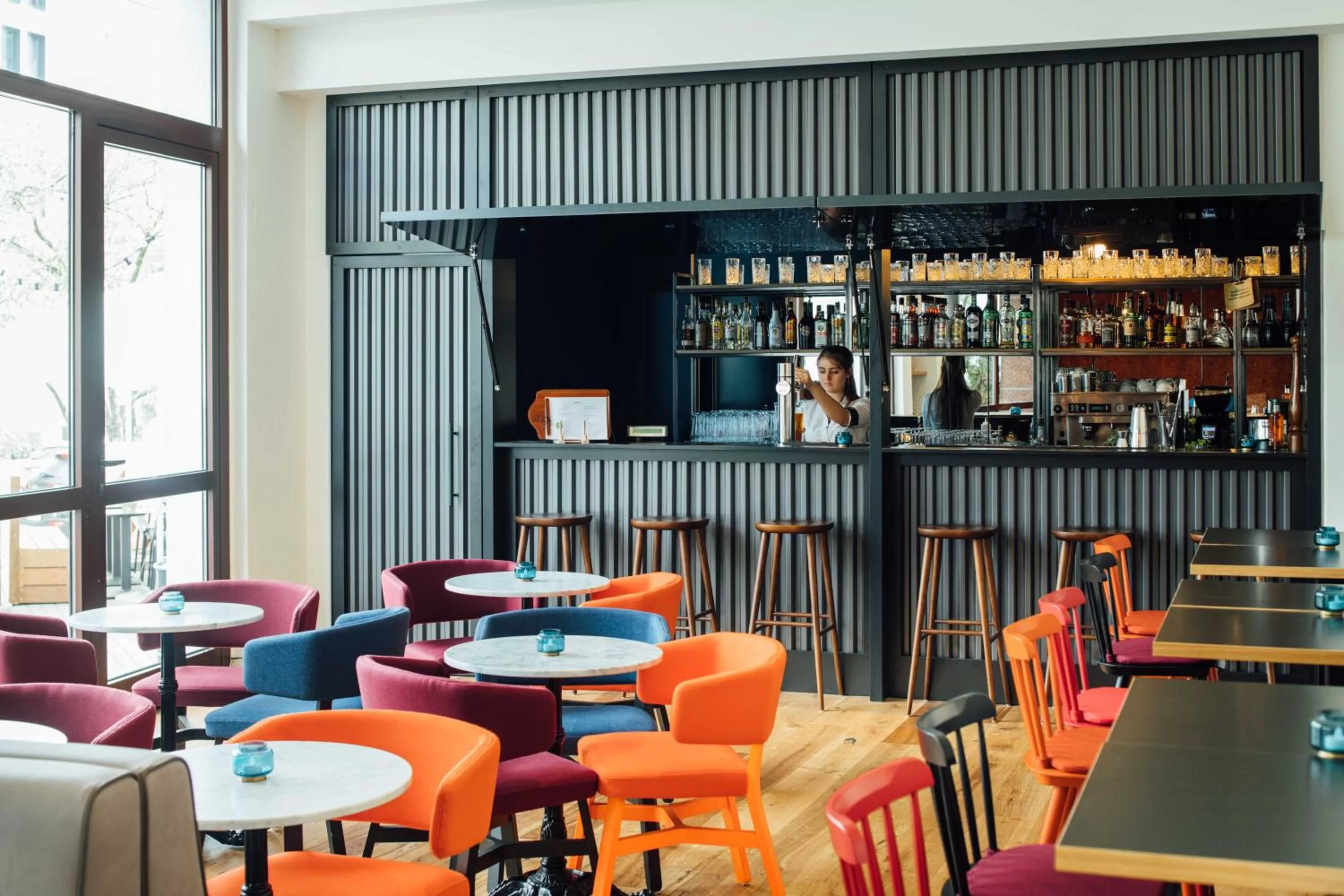 Lounge or bar in Vienna House Easy by Wyndham Cracow