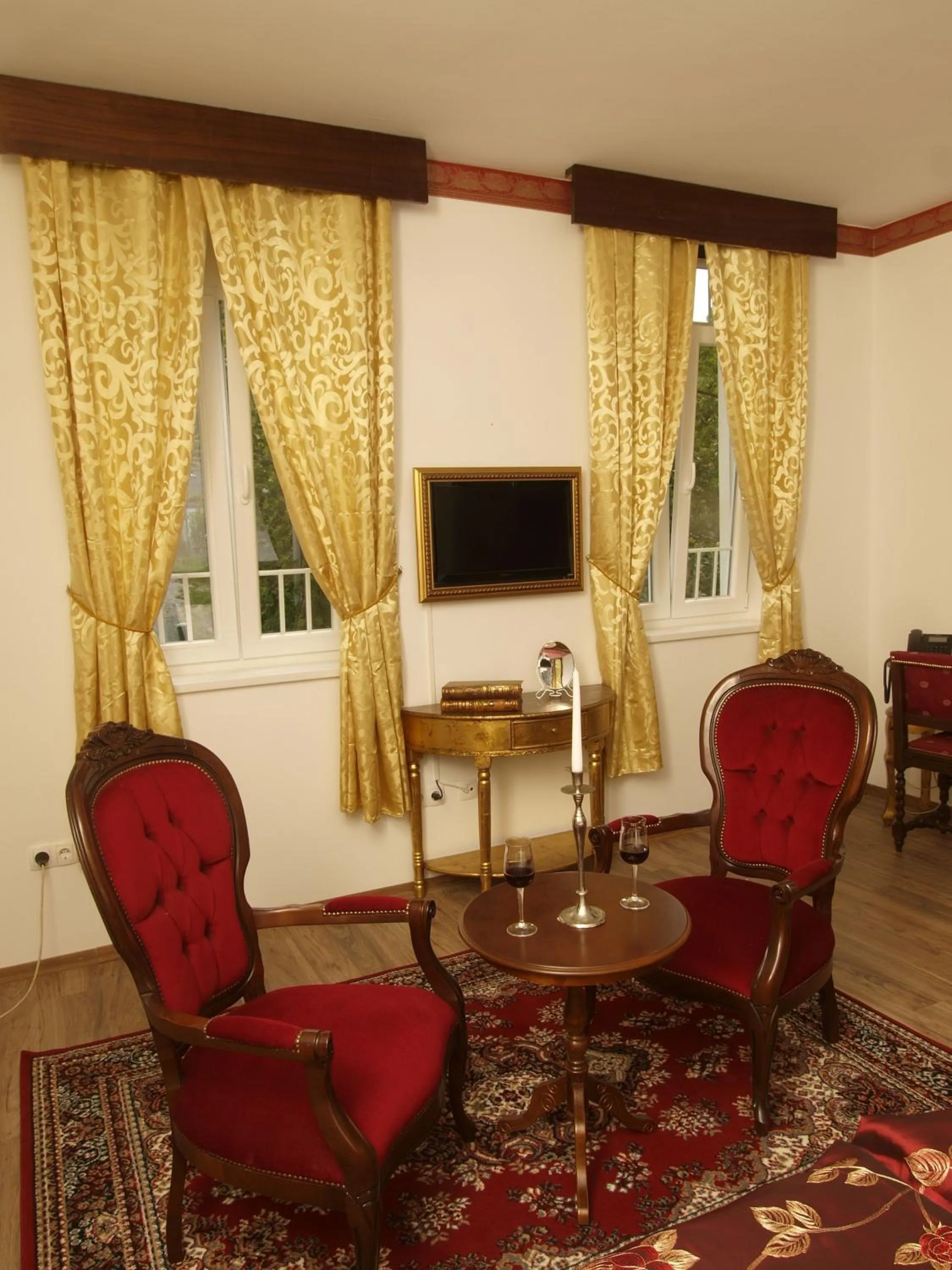 Seating area in Hotel Puntijar