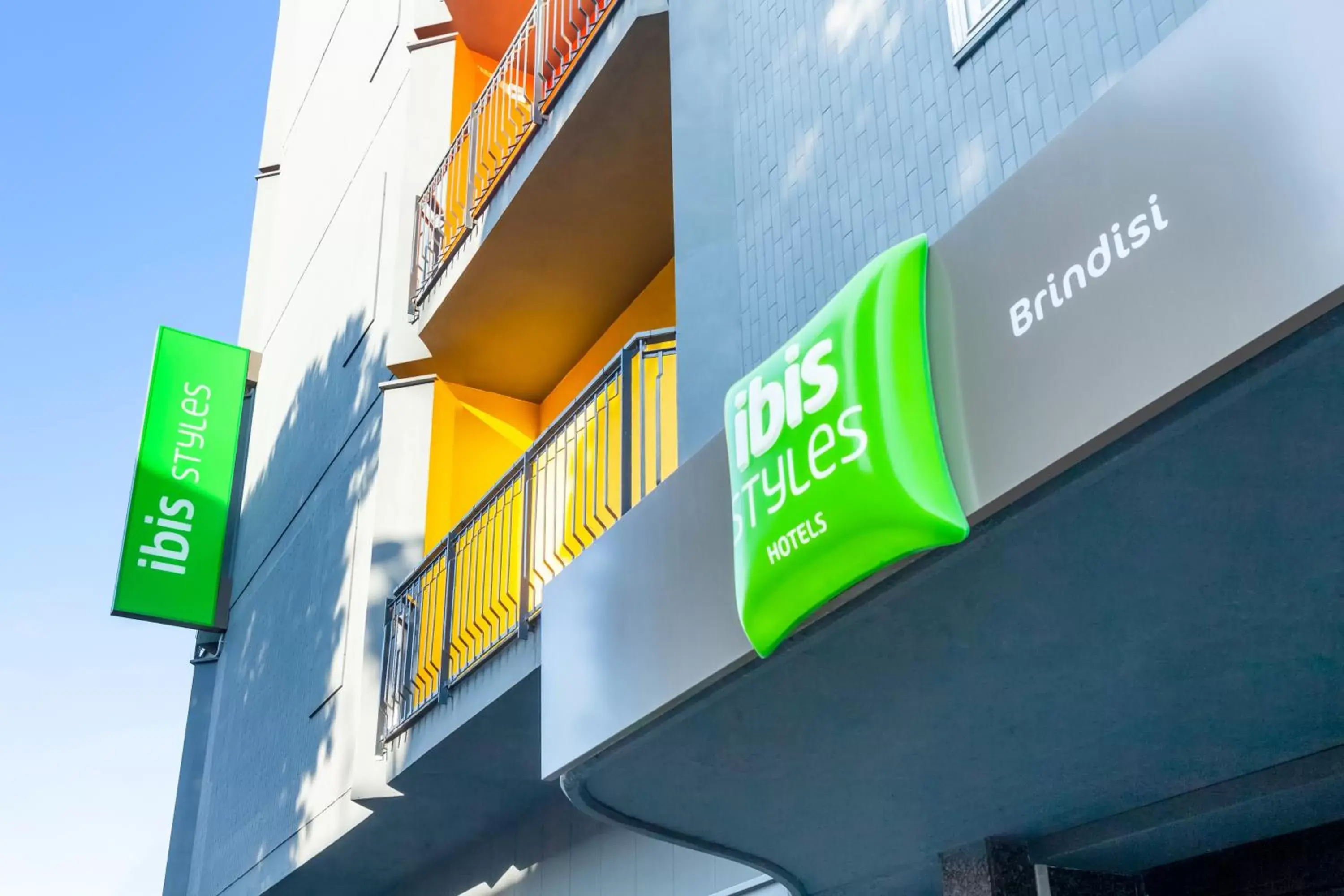 Property building, Property Logo/Sign in Ibis Styles Brindisi