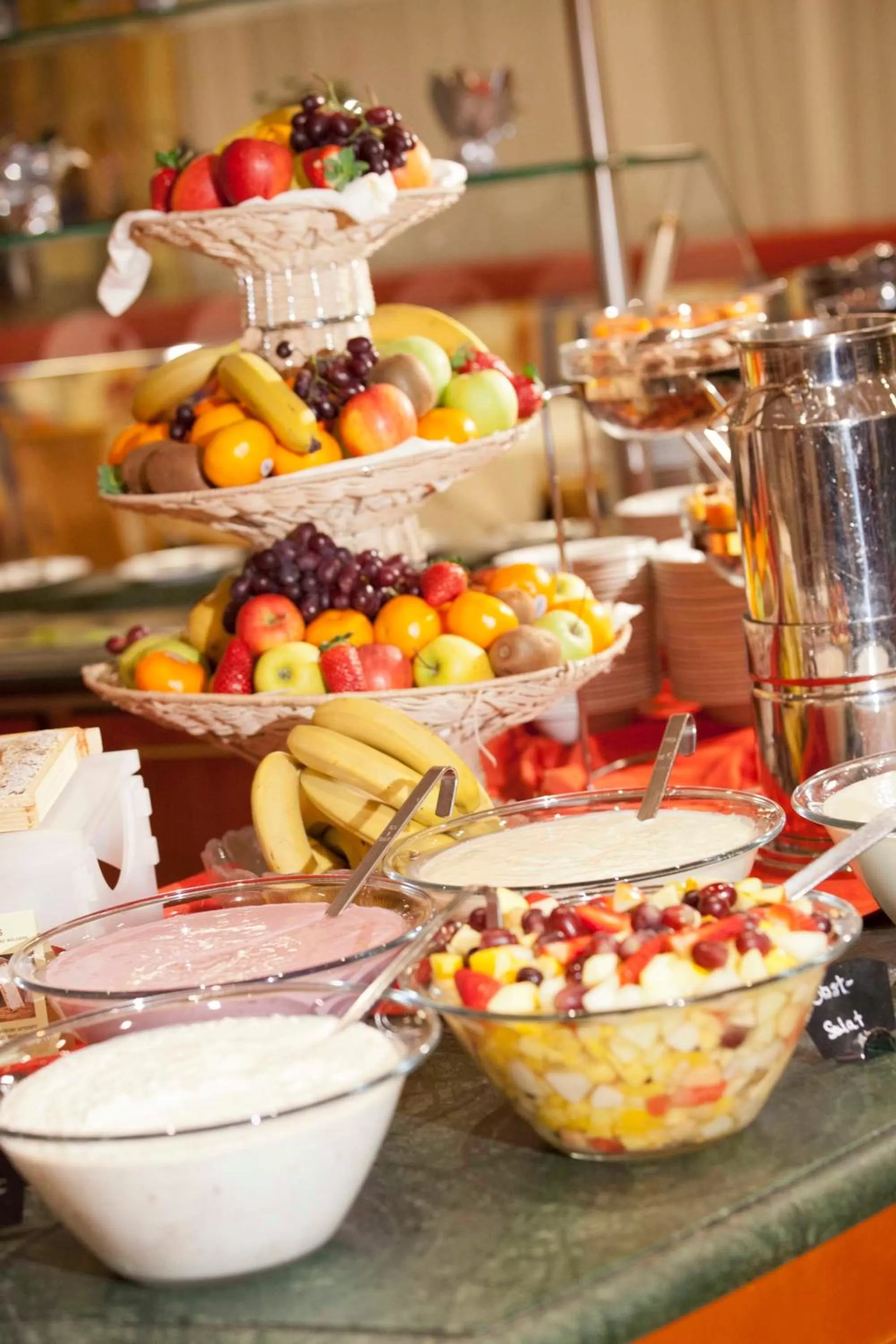 Food and drinks in Hotel Latini