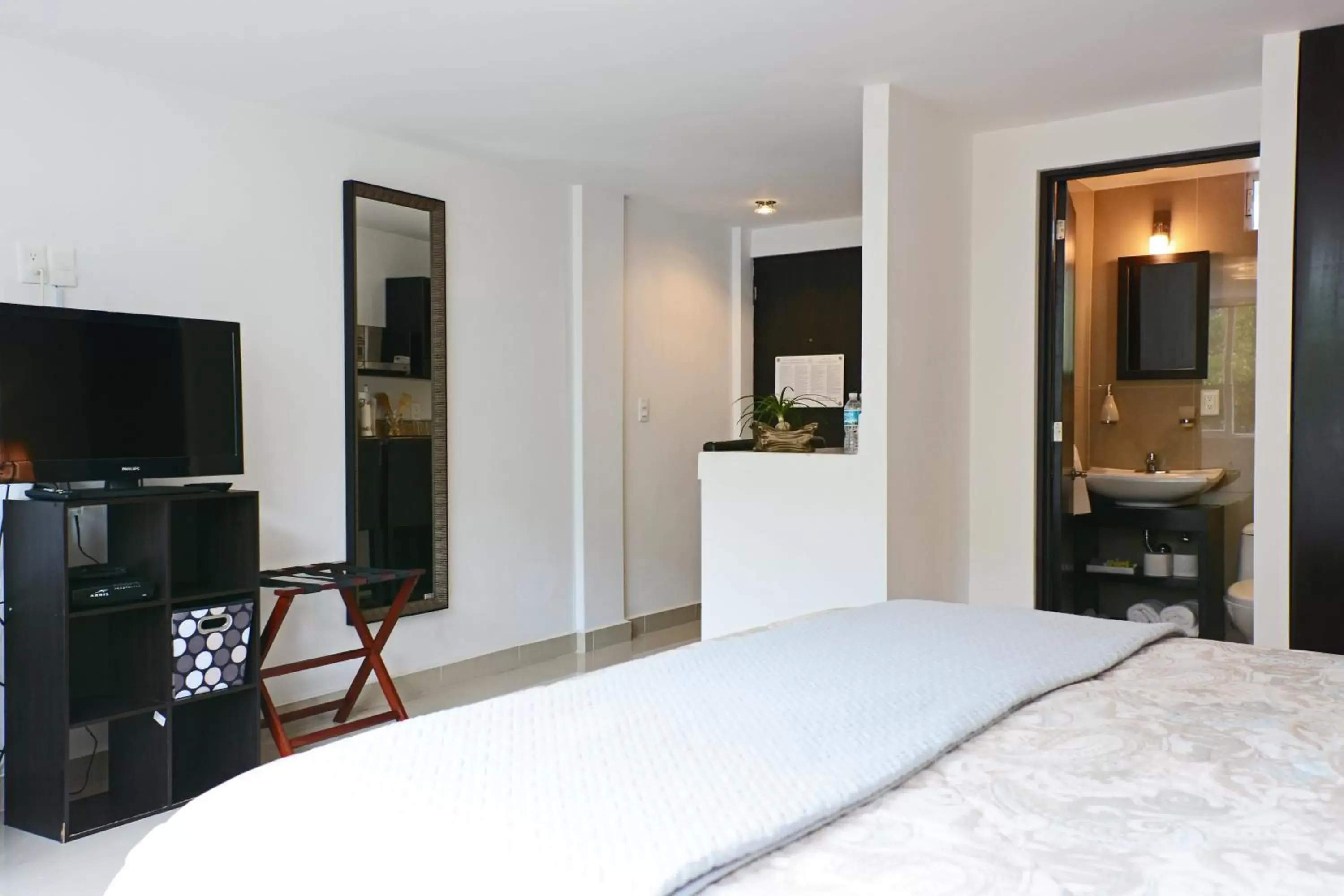 Bedroom, Bed in Suites 259 Condesa
