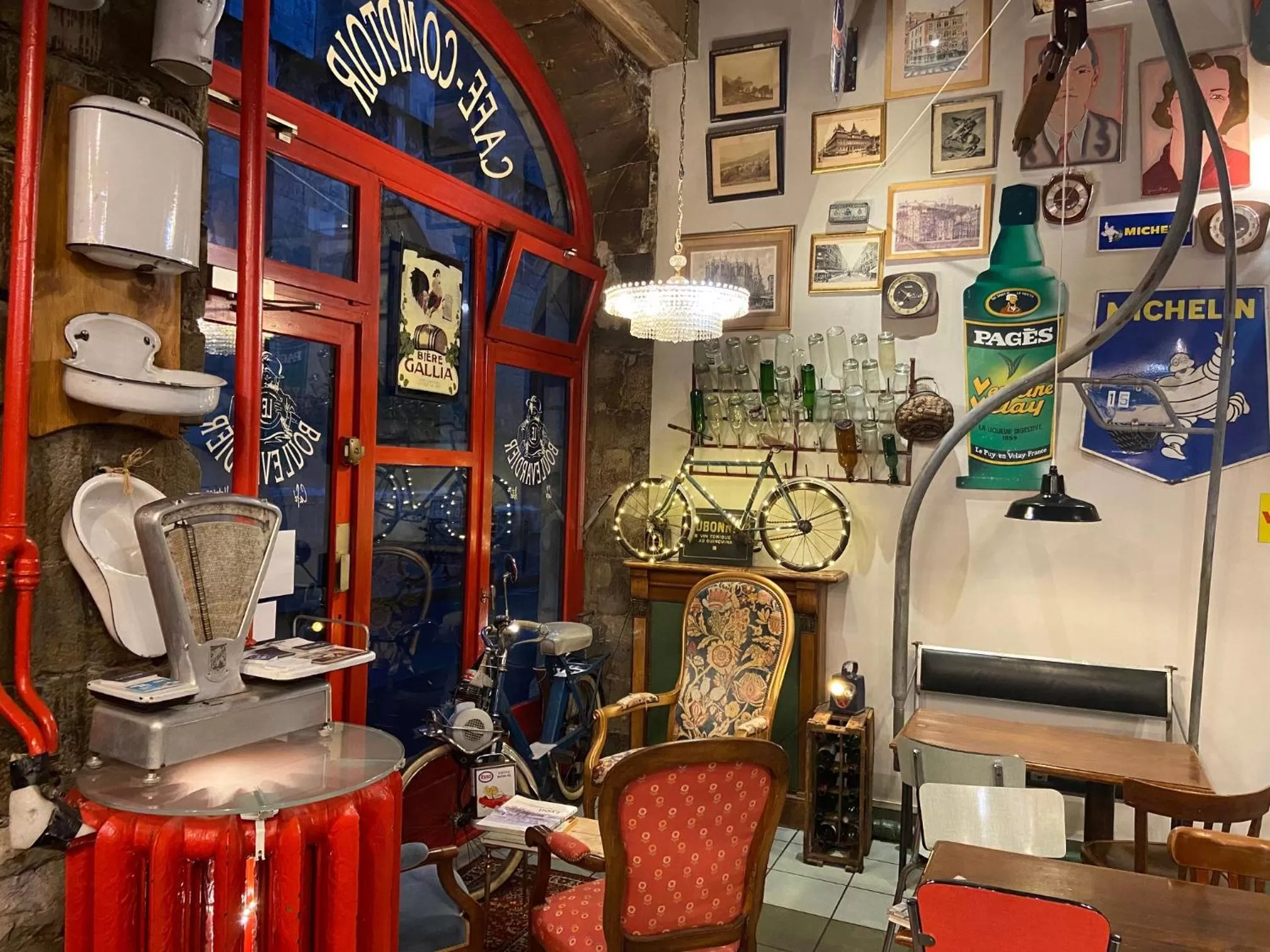 Lobby or reception in Hôtel Le Boulevardier