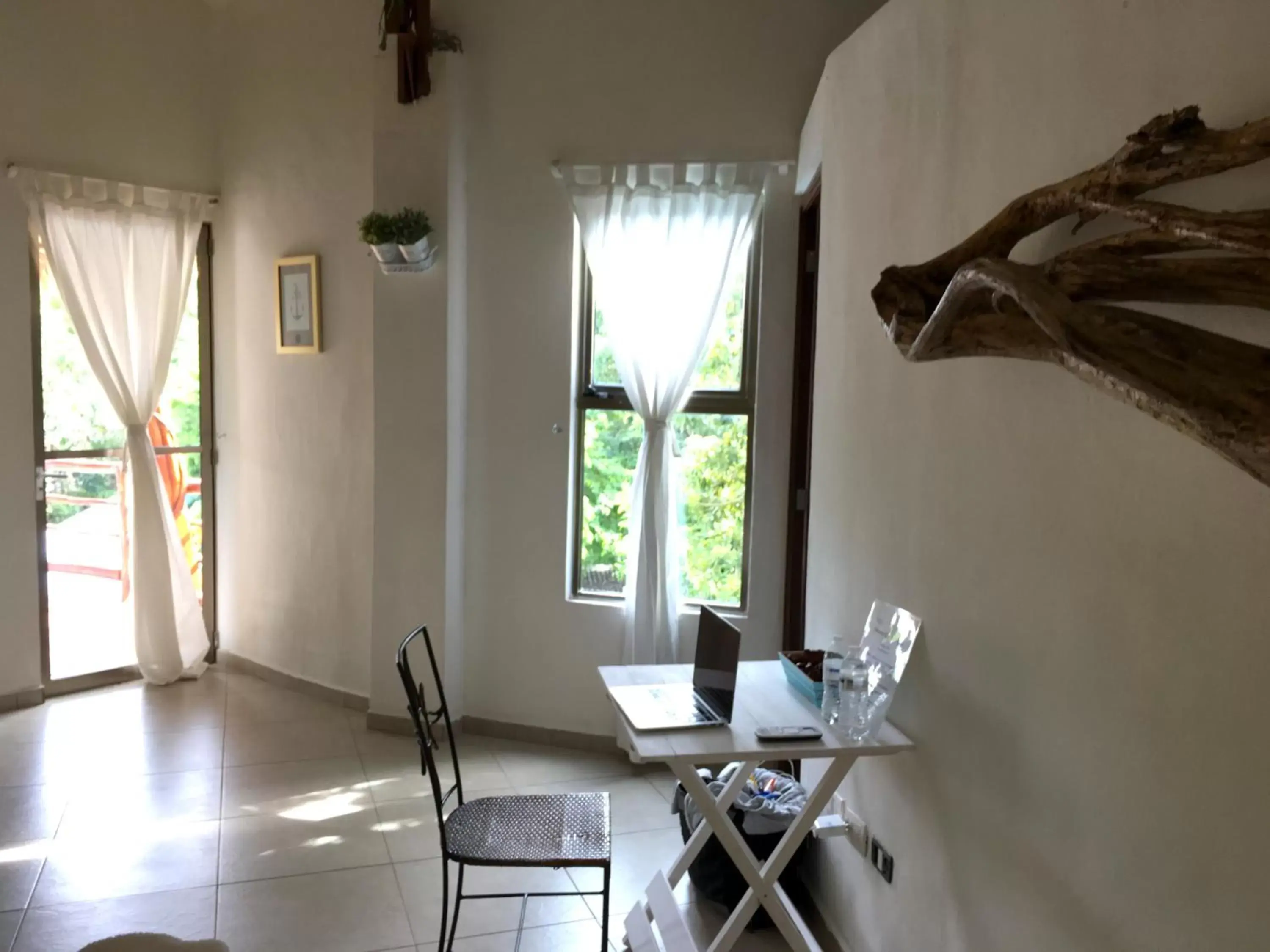 Photo of the whole room, Seating Area in Harmony Glamping Boutique Hotel and Yoga