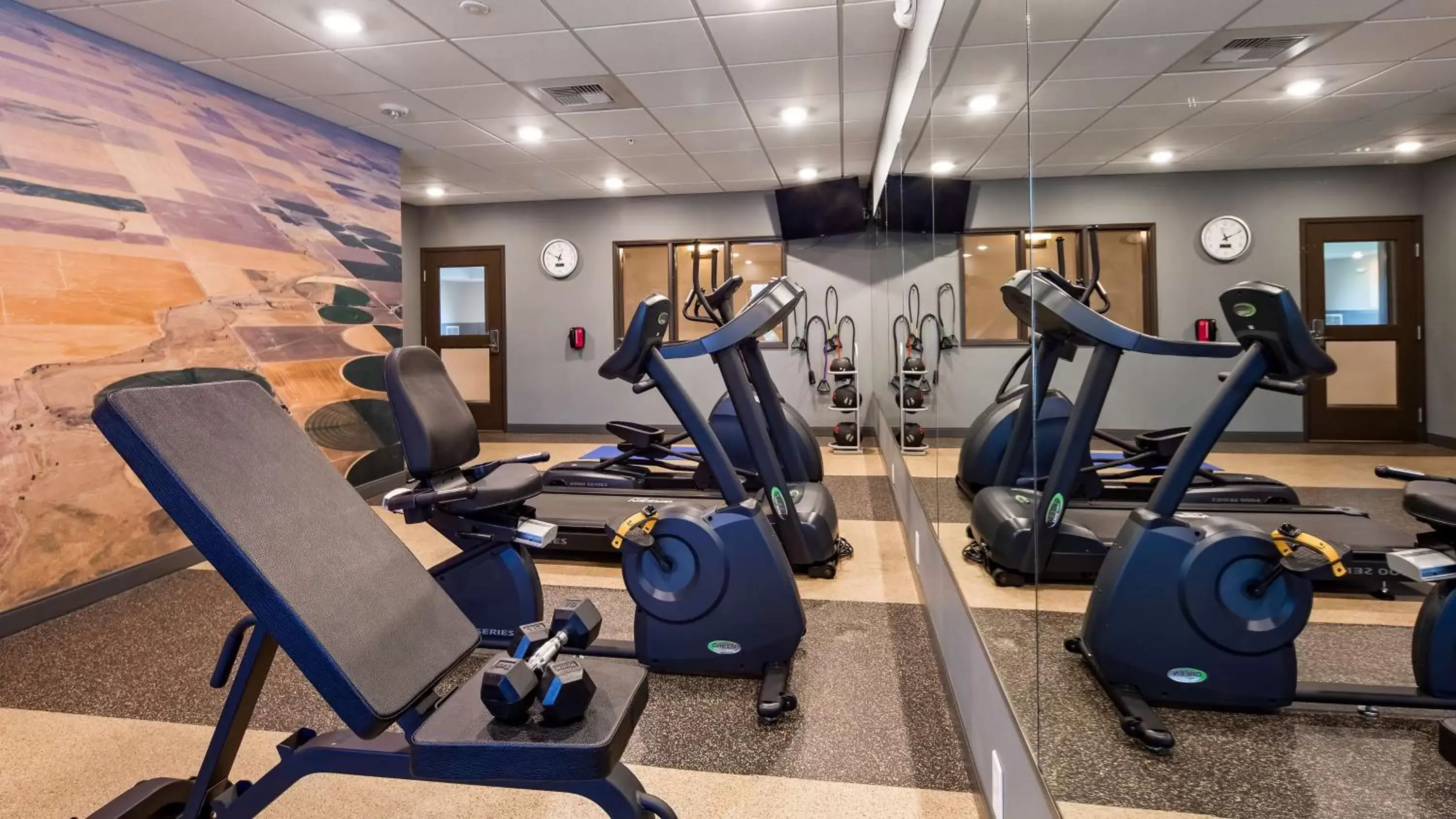 Spa and wellness centre/facilities, Fitness Center/Facilities in Best Western Plus Overland Inn