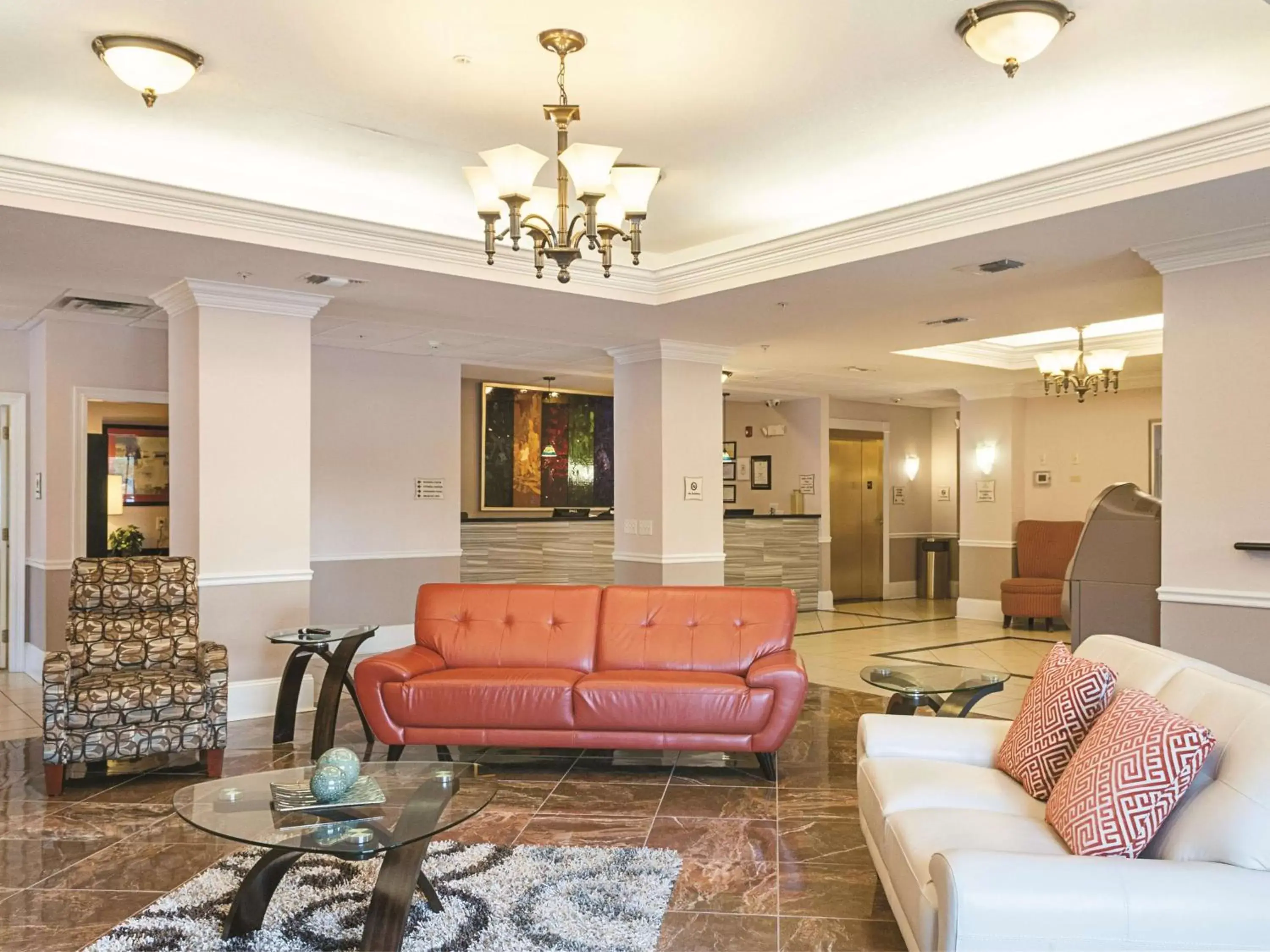 Lobby or reception, Seating Area in La Quinta by Wyndham Slidell - North Shore Area