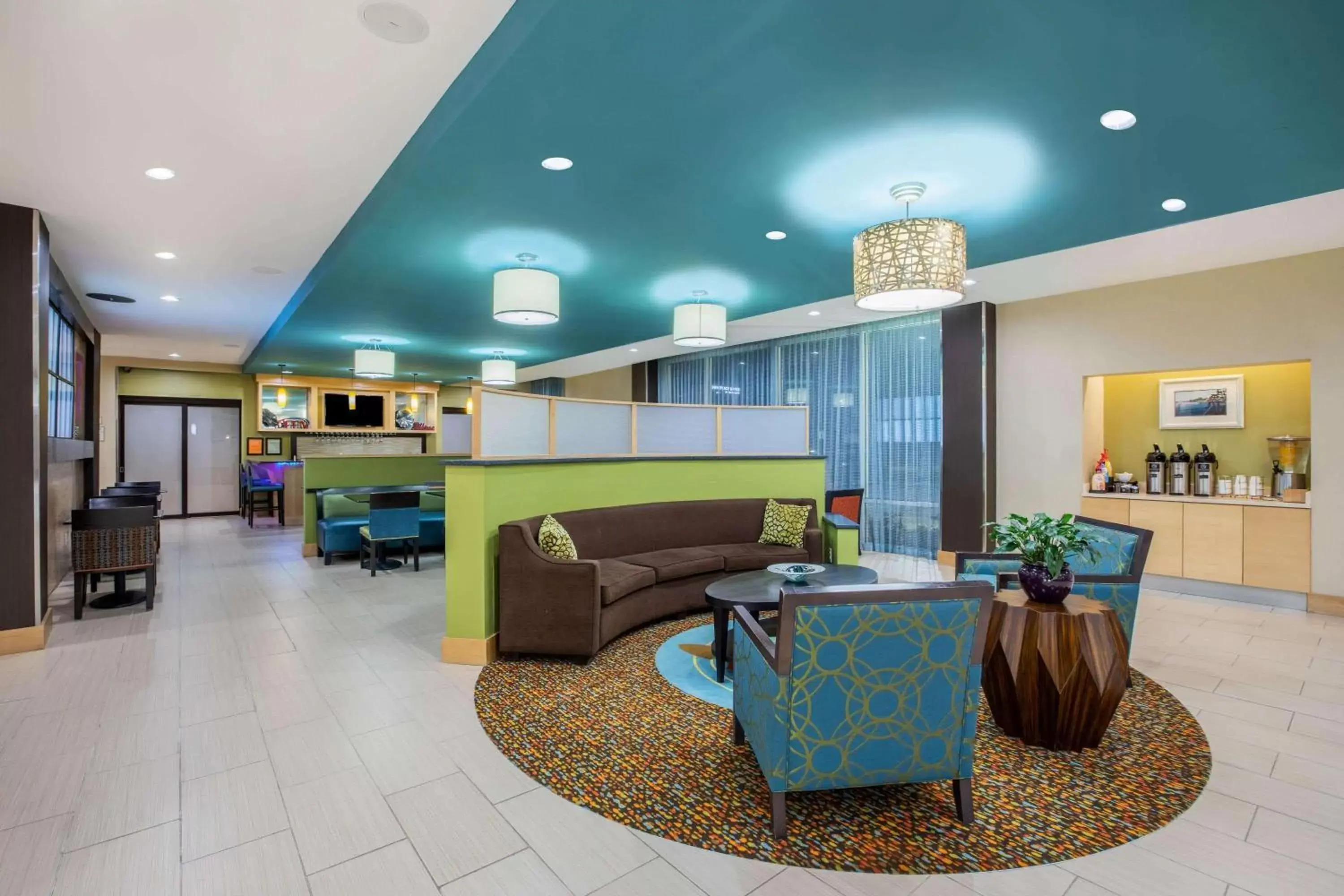 Lobby or reception, Lobby/Reception in La Quinta by Wyndham Little Rock - West