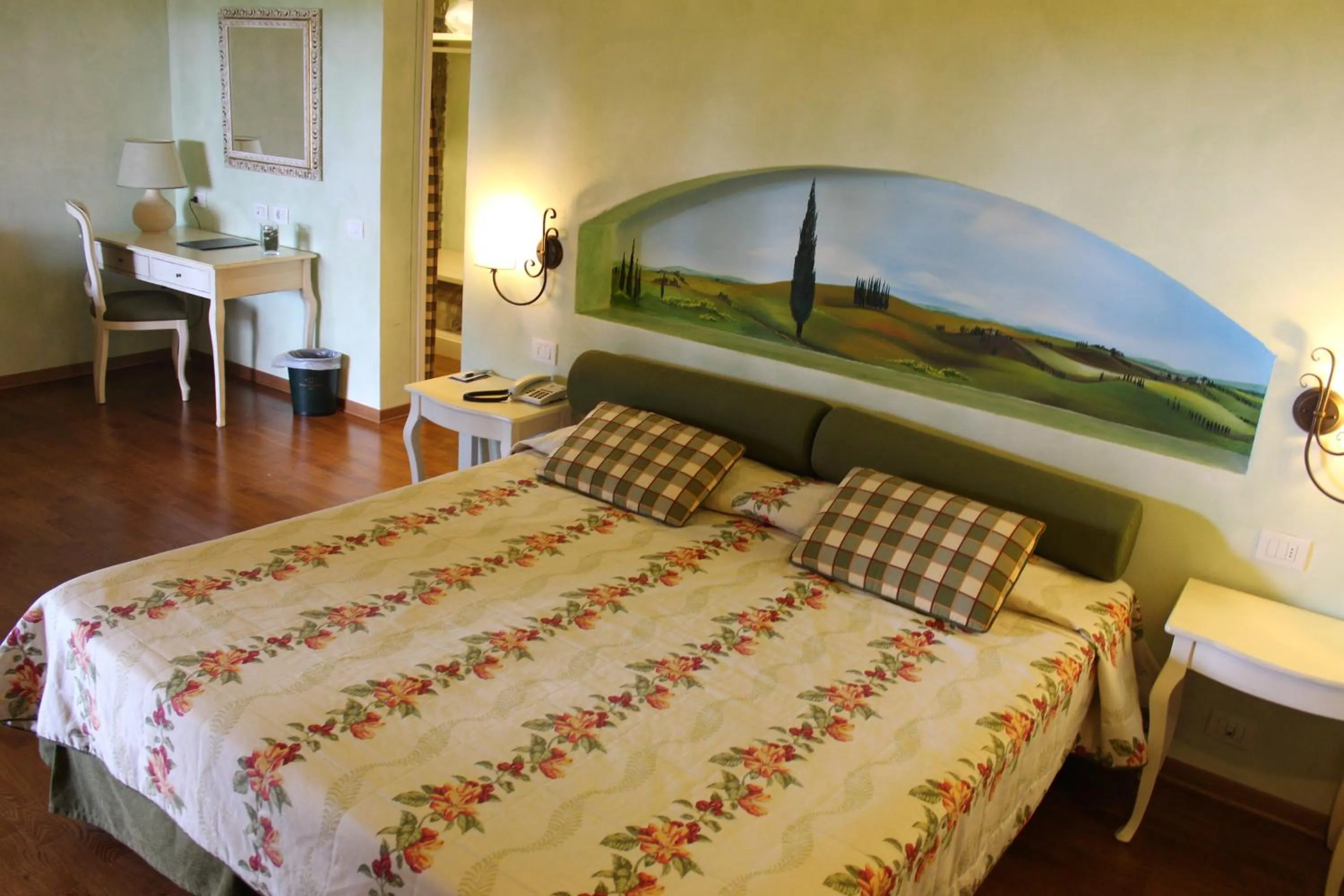 Bed in Hotel Borgo Di Cortefreda - Place of Charme