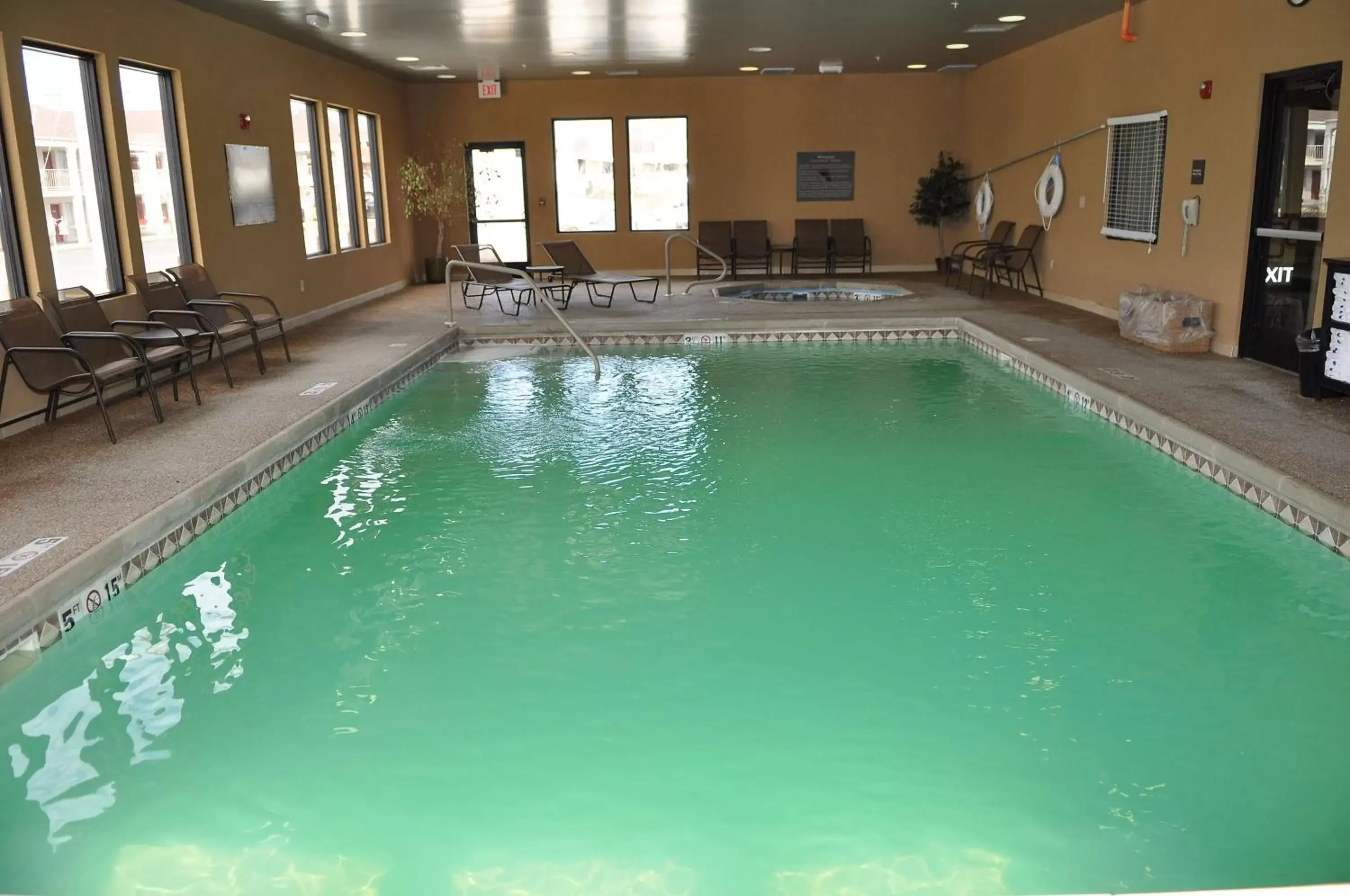 Pool view, Swimming Pool in Hampton Inn Junction City